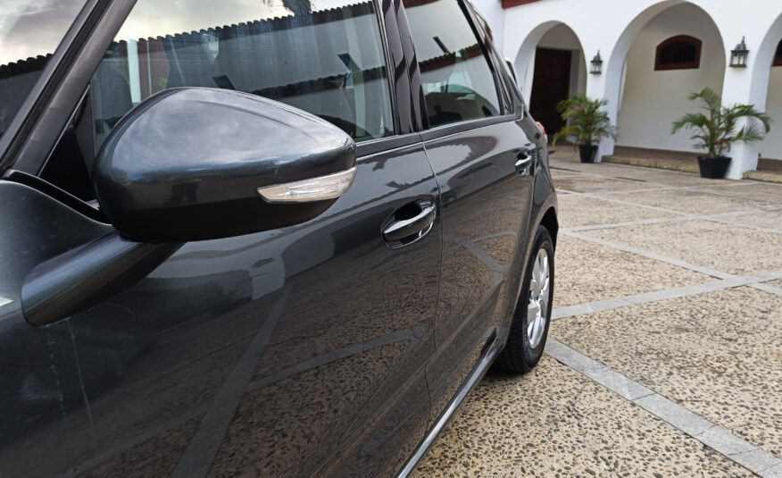 CITRÖEN C4 PICASSO 1.6 VTi SEDUCTION – 120cv – 2014 – 105.000 kms – Único propietario