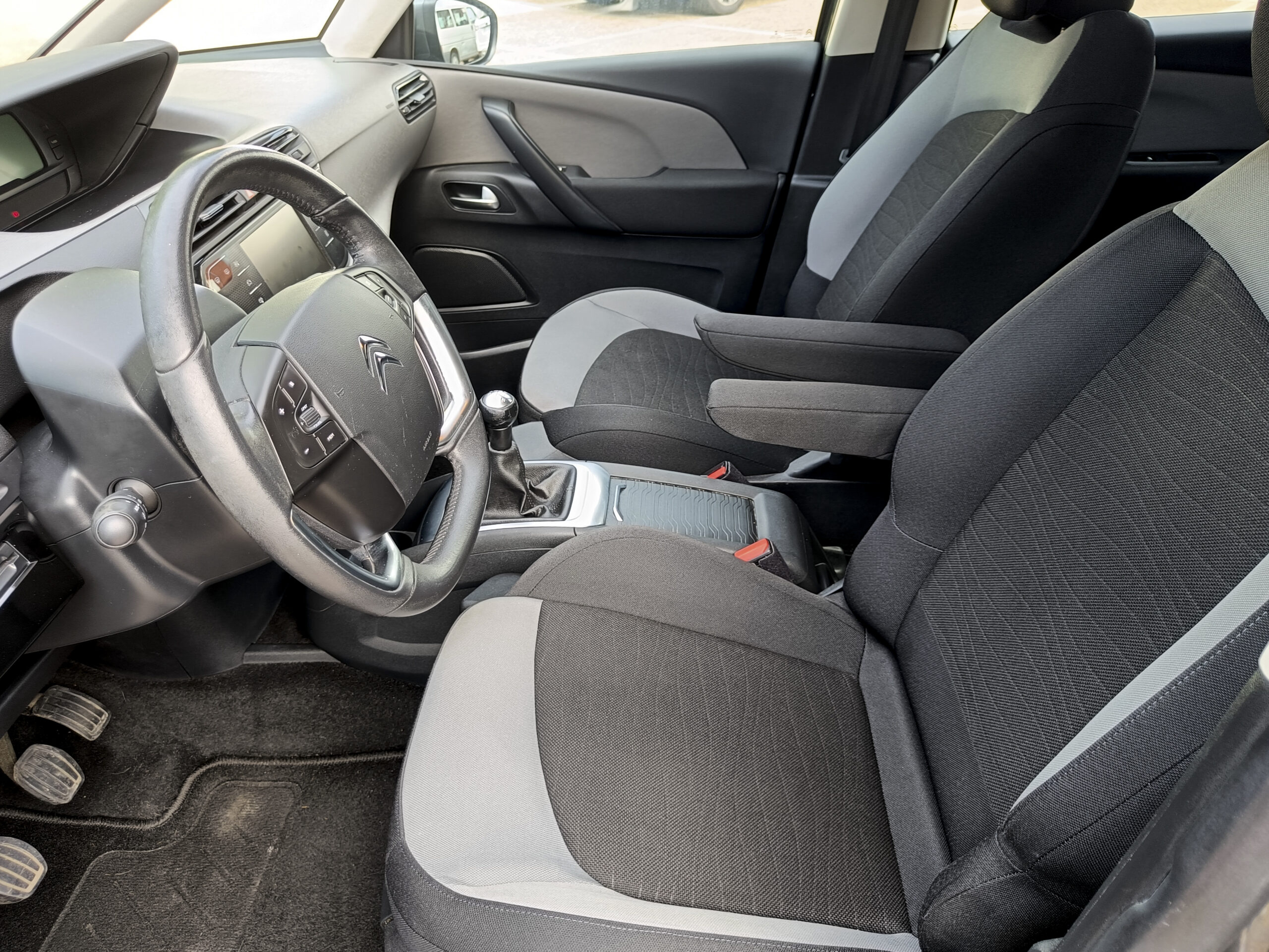 CITRÖEN C4 PICASSO 1.6 VTi SEDUCTION – 120cv – 2014 – 105.000 kms – Único propietario