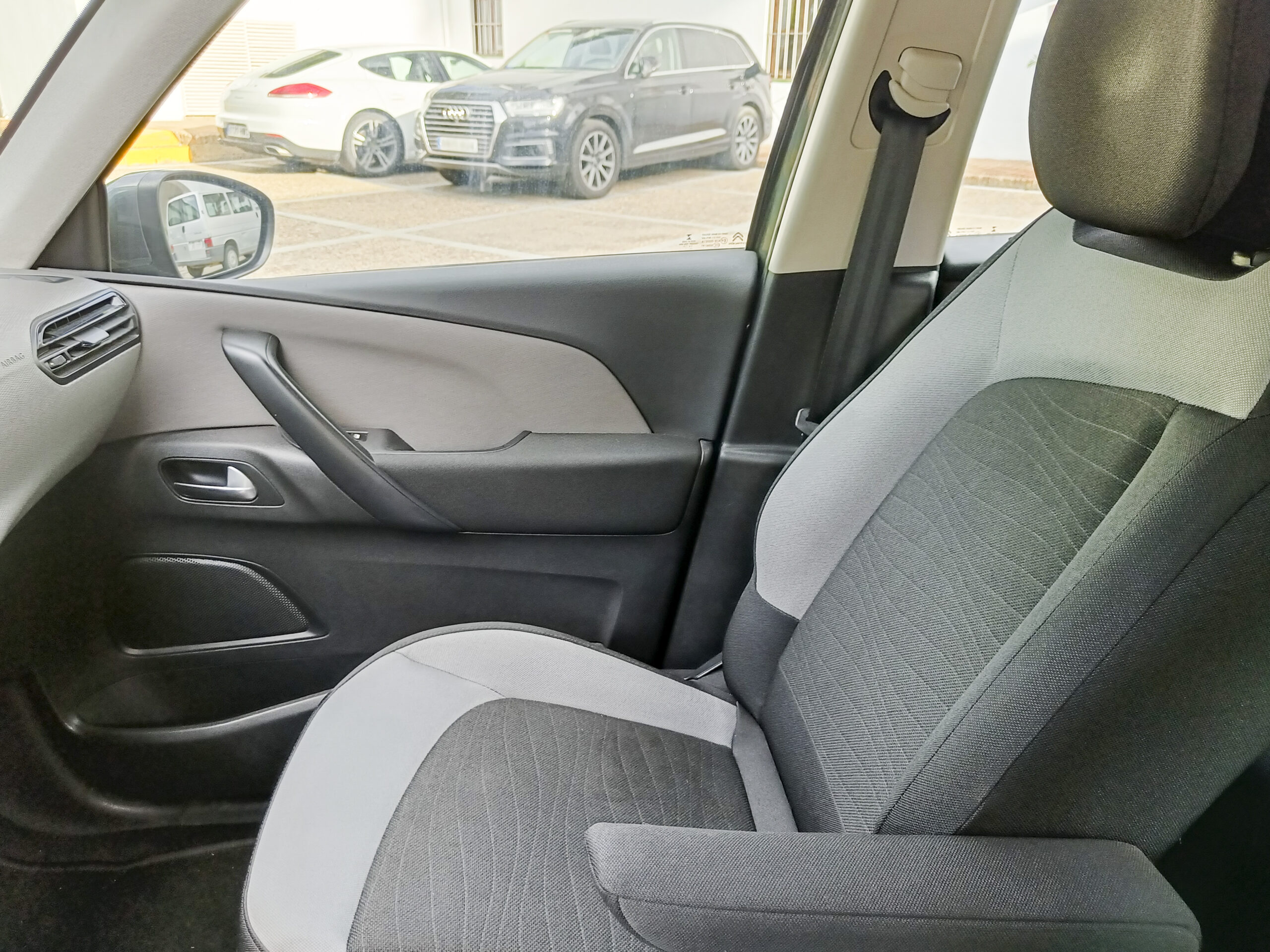 CITRÖEN C4 PICASSO 1.6 VTi SEDUCTION – 120cv – 2014 – 105.000 kms – Único propietario