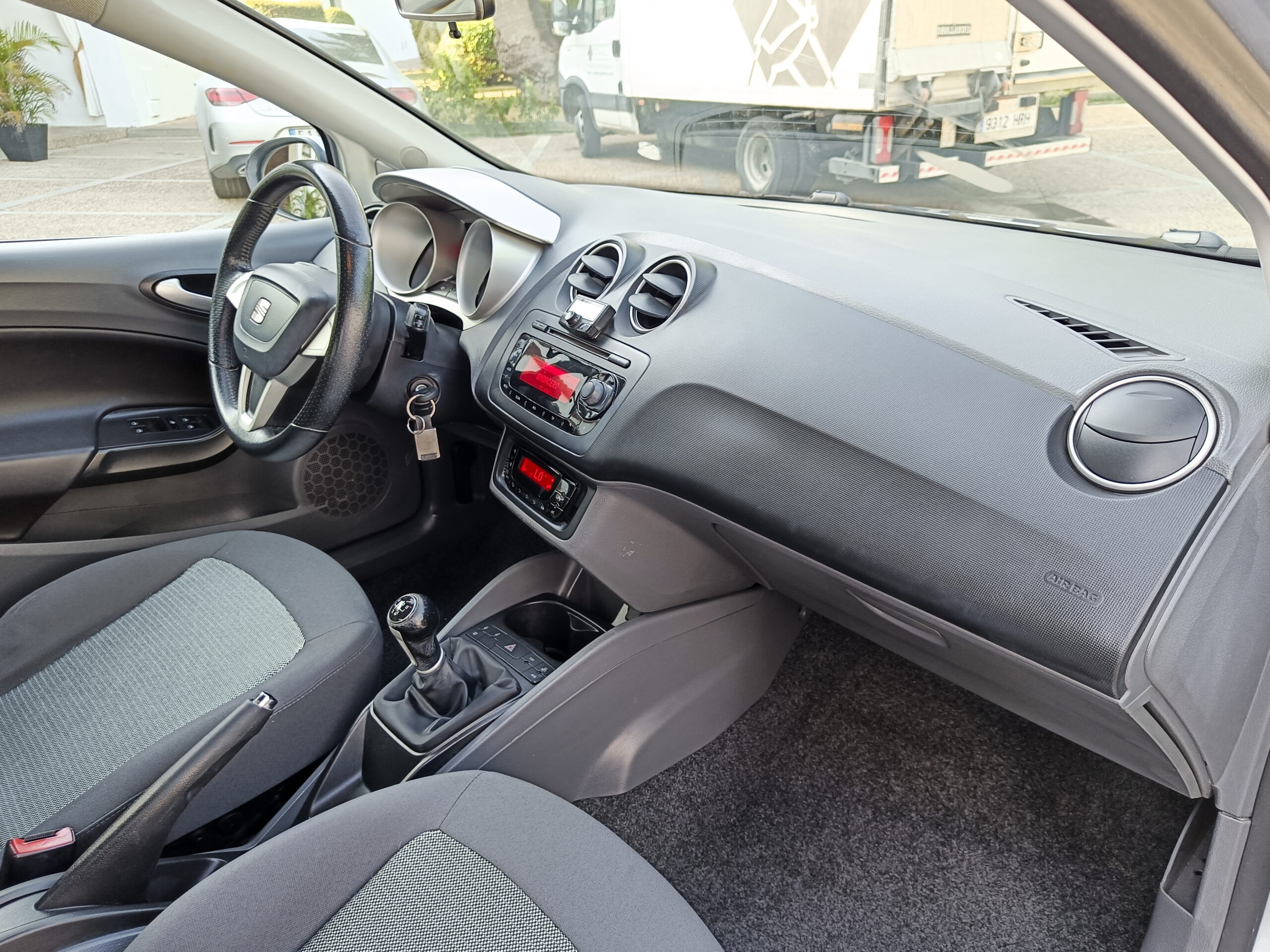 SEAT IBIZA 1.4 STYLE – 86cv – 2011 – 55.000 kms