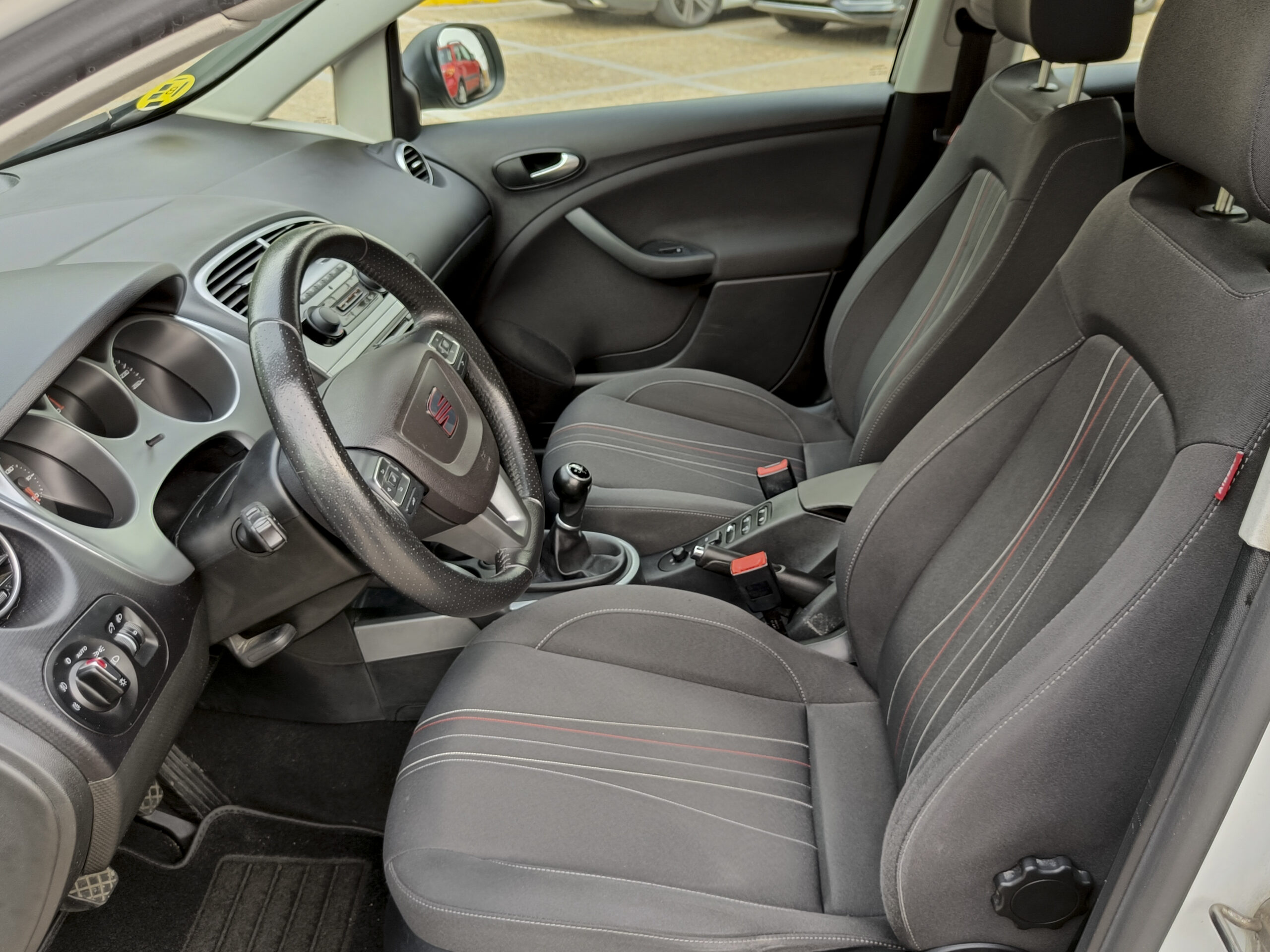 SEAT ALTEA 1.6 TDI 105cv STYLE – 2013 – 174.000 kms