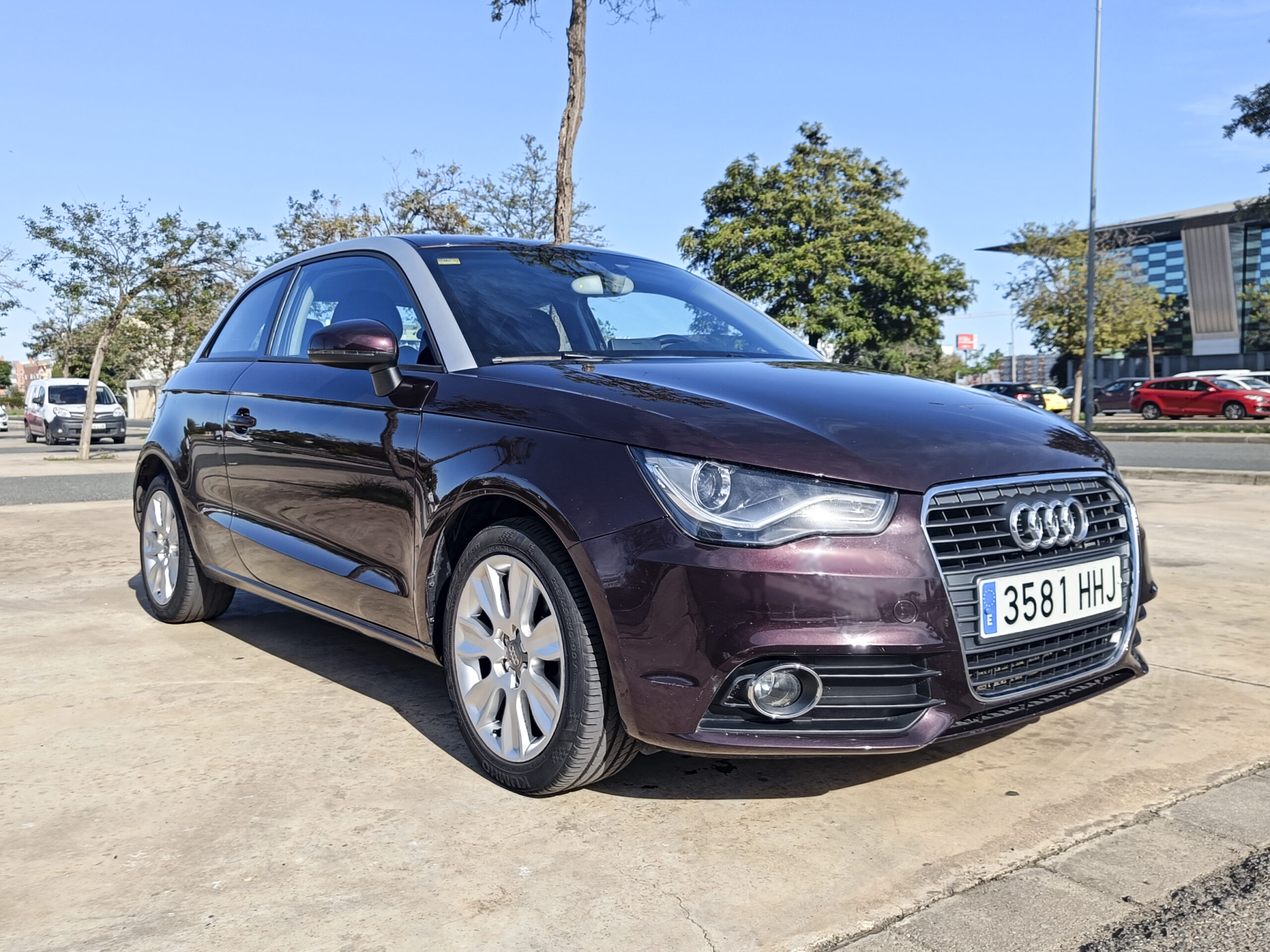 AUDI A1 1.4 TFSI AMBITION S-TRONIC – 122cv – 2012 – 259.000 kms