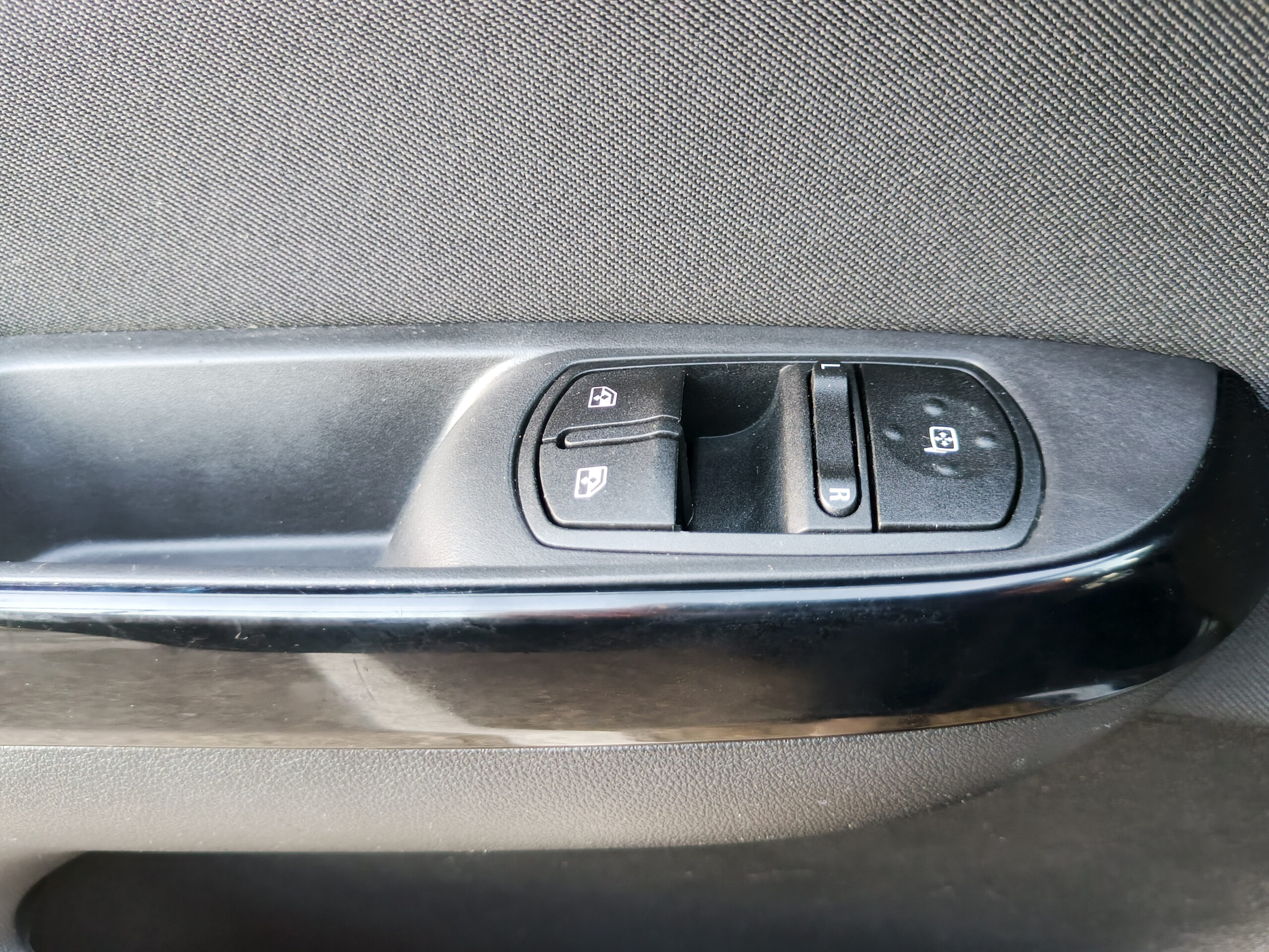 OPEL CORSA 1.4 GLP/Gasolina 120 ANIVERSARIO – 90cv – 2019 – 78.500 kms