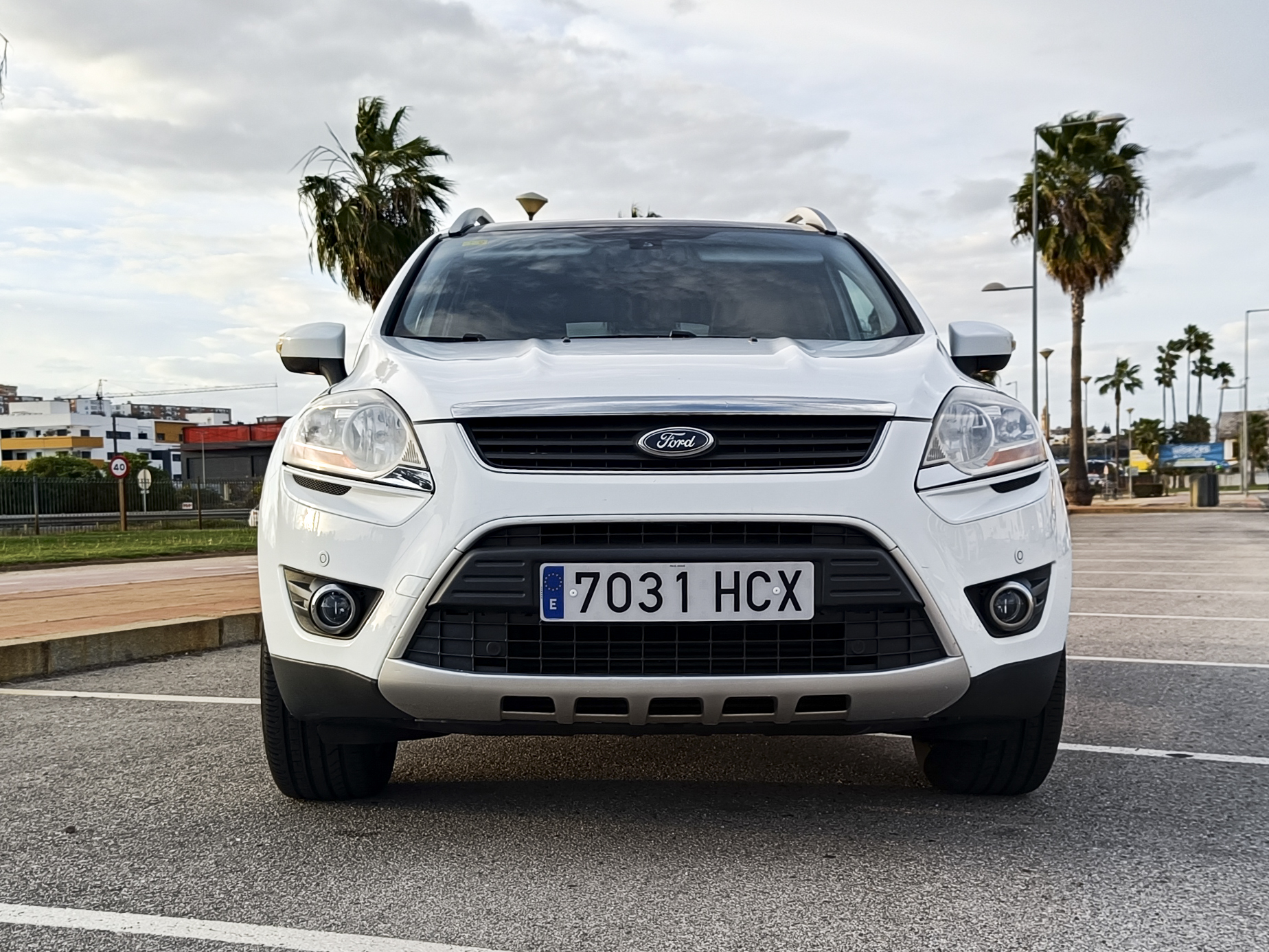 FORD KUGA 2.0 TDCi – DIESEL – 140CV – 2011 – 189.000 KMS – DESDE 160€/MES