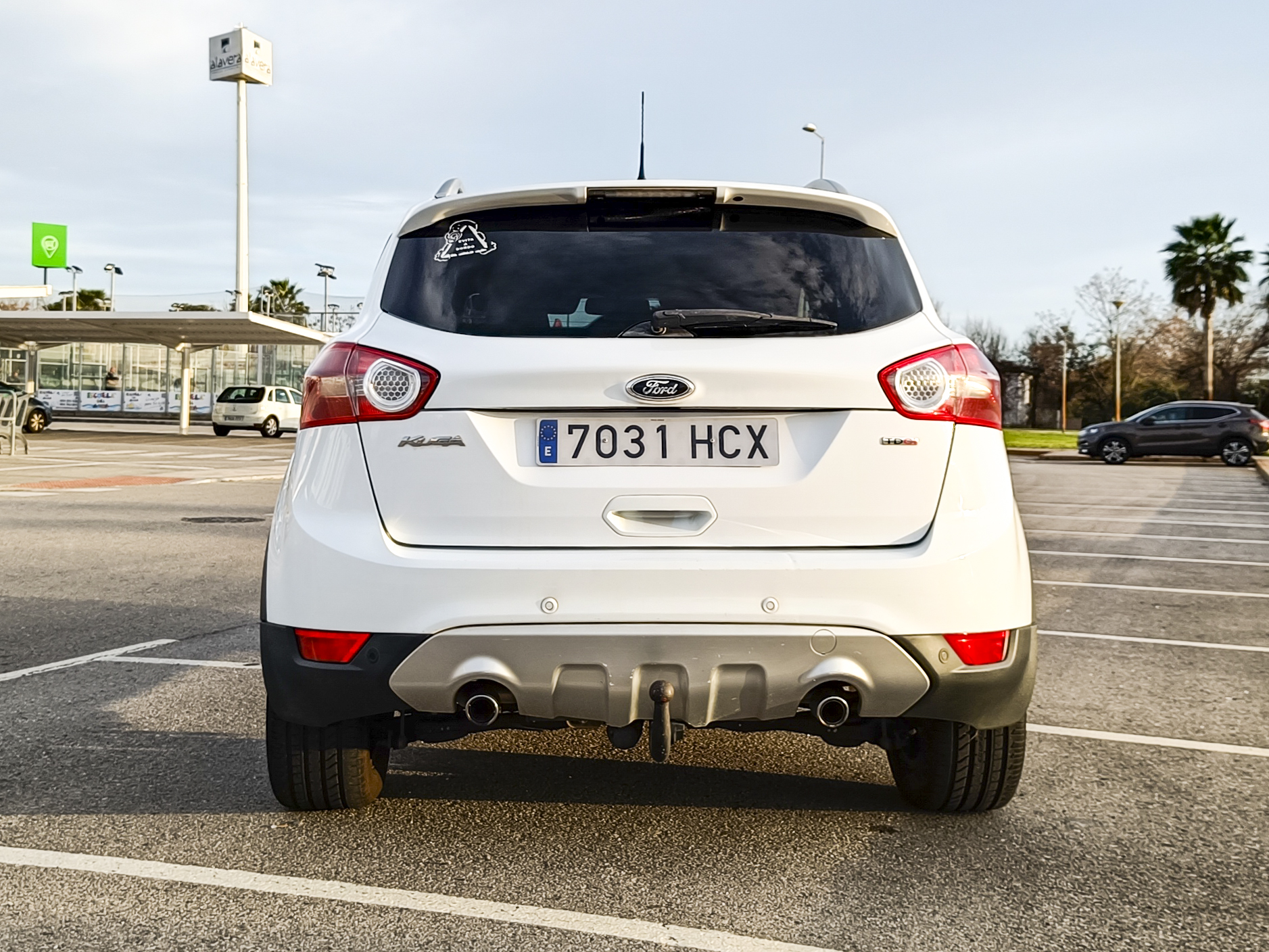 FORD KUGA 2.0 TDCi – DIESEL – 140CV – 2011 – 189.000 KMS – DESDE 160€/MES