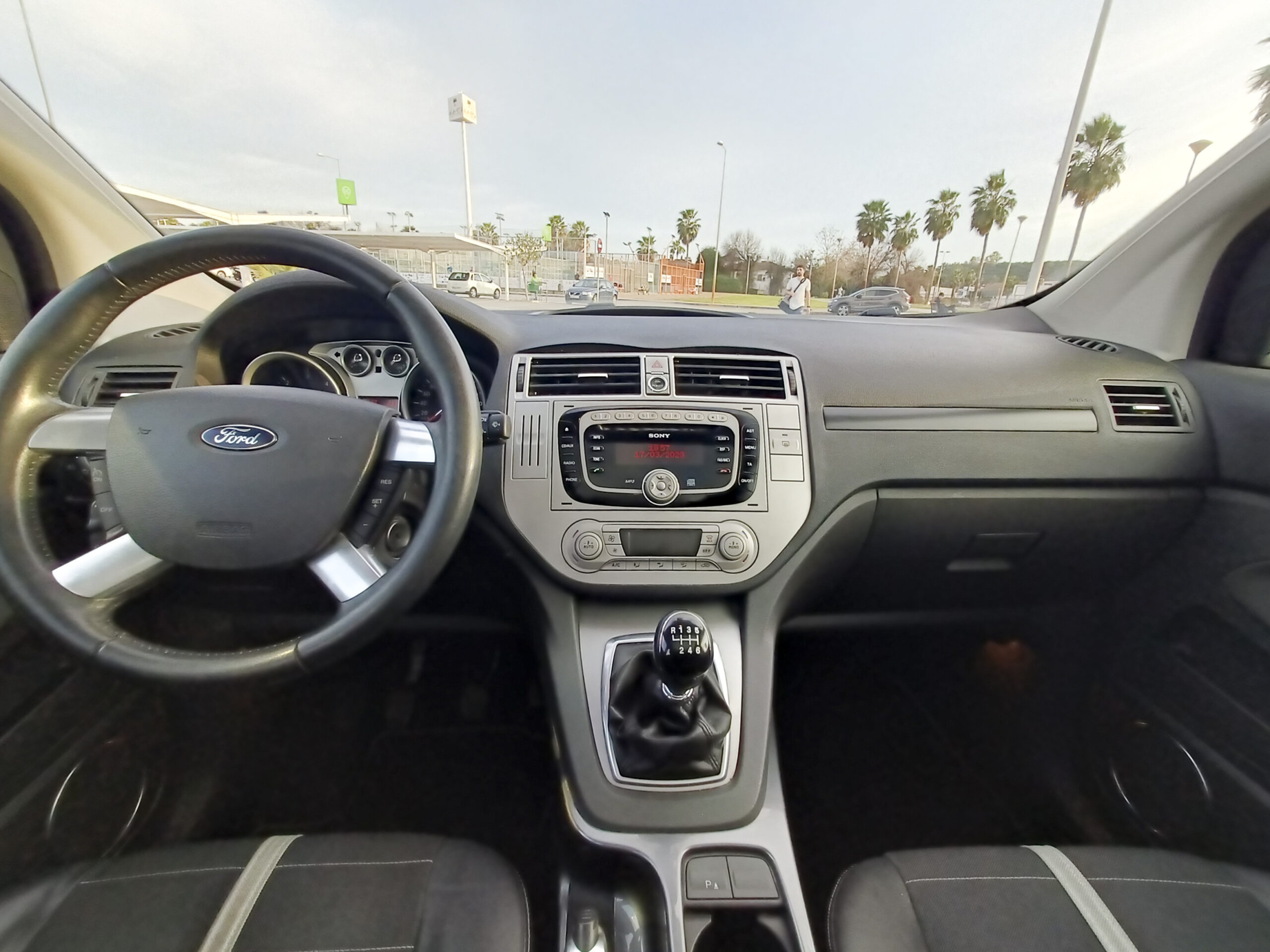 FORD KUGA 2.0 TDCi – DIESEL – 140CV – 2011 – 189.000 KMS – DESDE 160€/MES