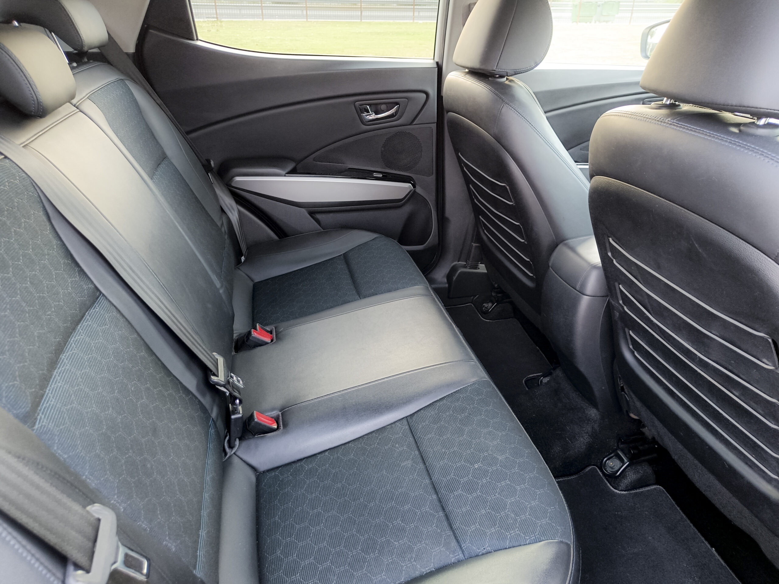 SSANGYONG TIVOLI G16 LINE 4×2 – 128 cv – 2016 – GASOLINA – 53.900 kms – desde 189€/mes – 18″ – NAVEGADOR – HASTA 1.200€ DESCUENTO