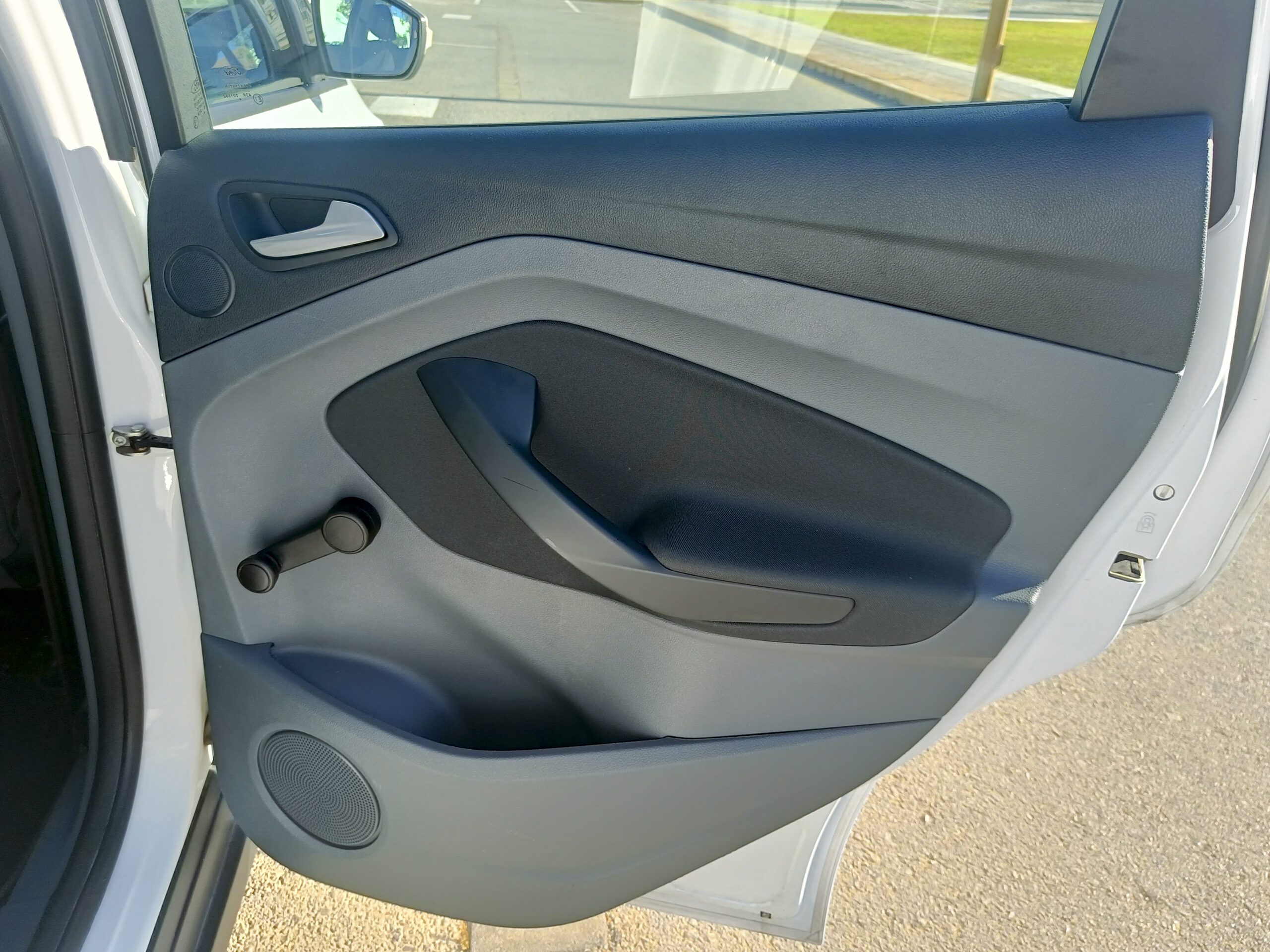 FORD C-MAX 1.6 TDCi – 115 cv – 2014 – Diesel – 139.000 kms – desde 152€/mes – Hasta 500€ descuento