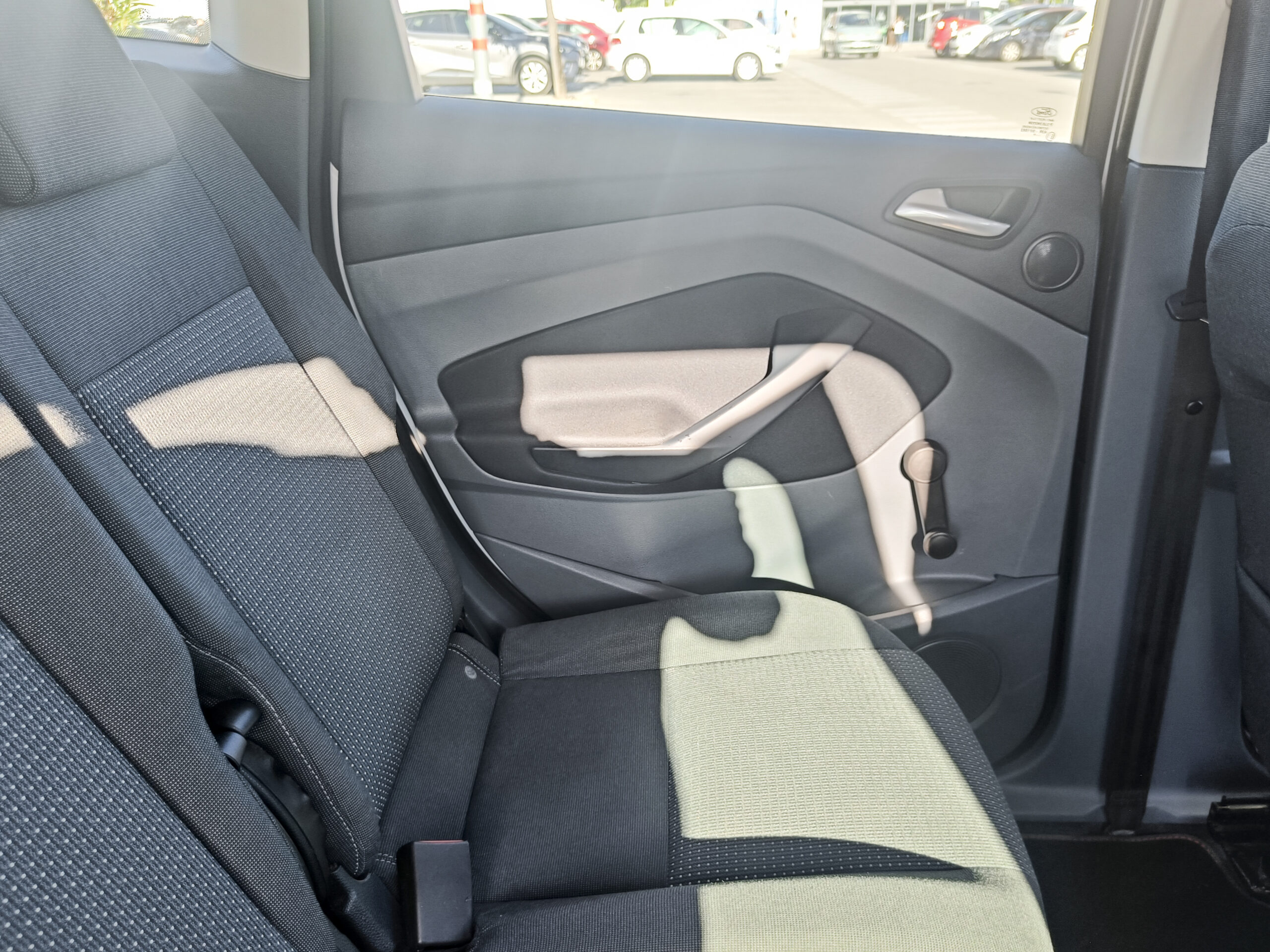 FORD C-MAX 1.6 TDCi – 115 cv – 2014 – Diesel – 139.000 kms – desde 152€/mes – Hasta 500€ descuento