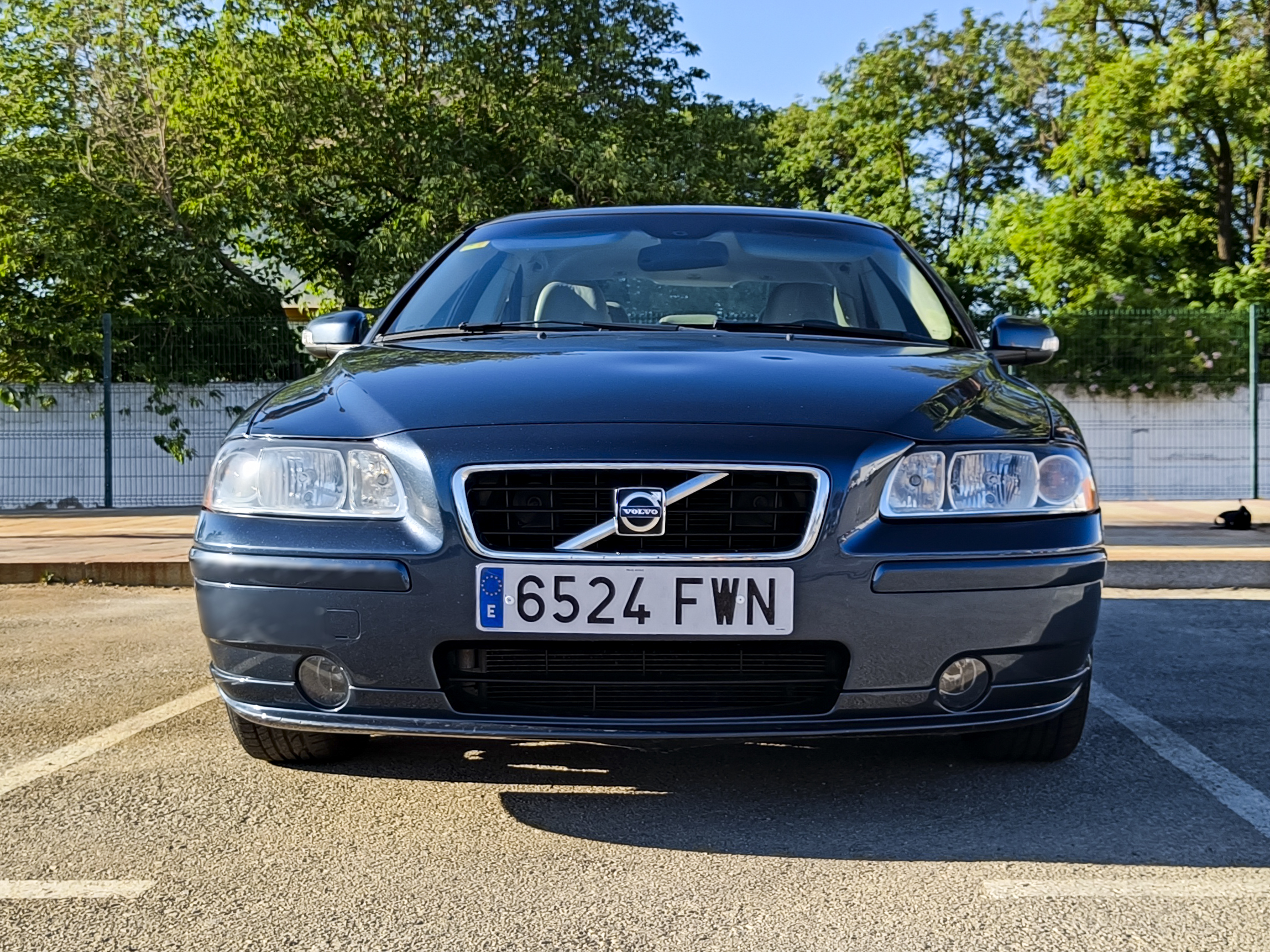 VOLVO S60 2.4 – 170 cv – 2007 – Gasolina – Automatico – desde 137€/mes