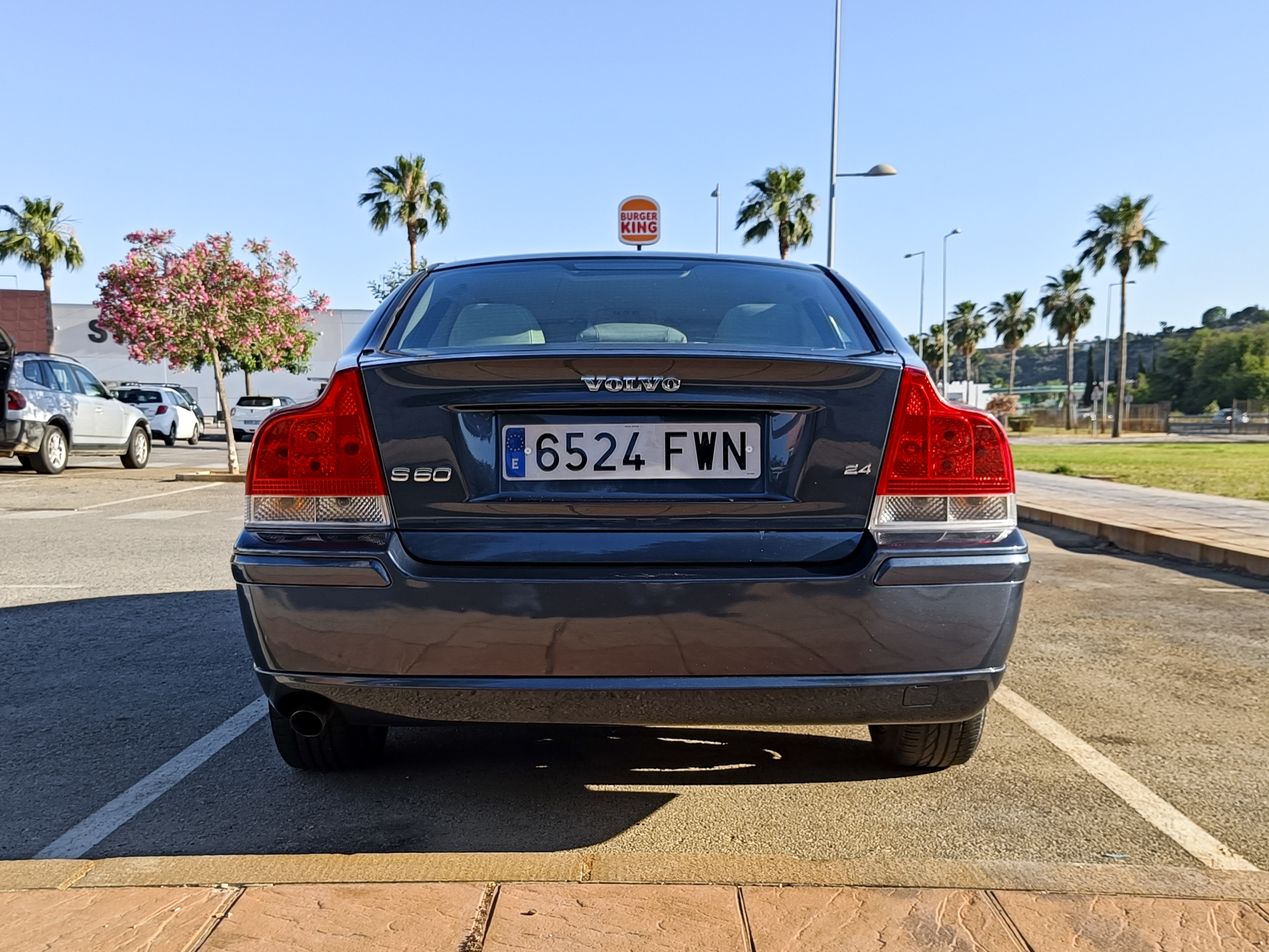 VOLVO S60 2.4 – 170 cv – 2007 – Gasolina – Automatico – desde 137€/mes