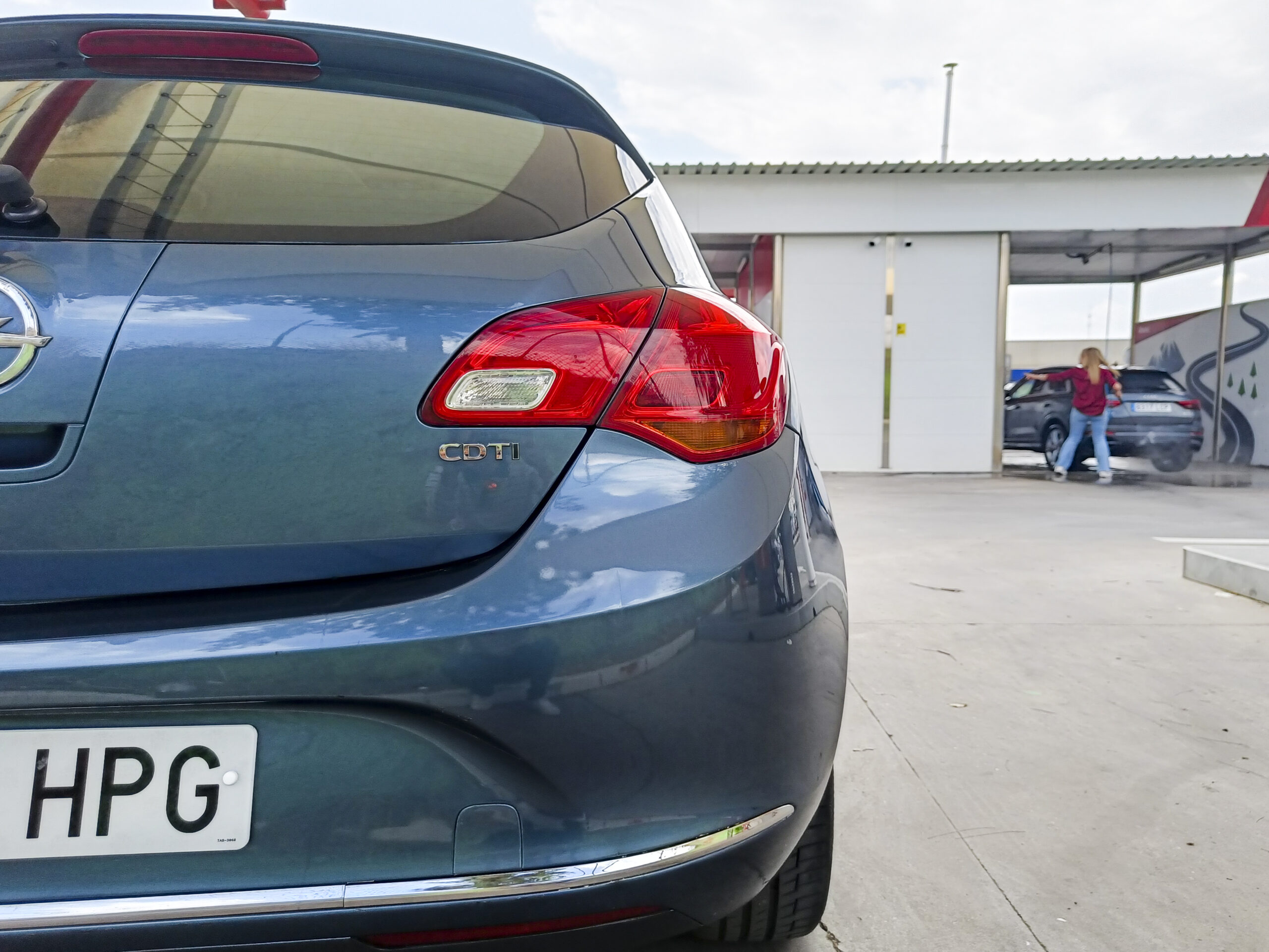 OPEL ASTRA 1.7CDTI S/S SELECTIVE _ 110 cv _ 2013 _ 87.000 kms _ Diesel _ desde 153€/mes _ hasta 500€ descuento