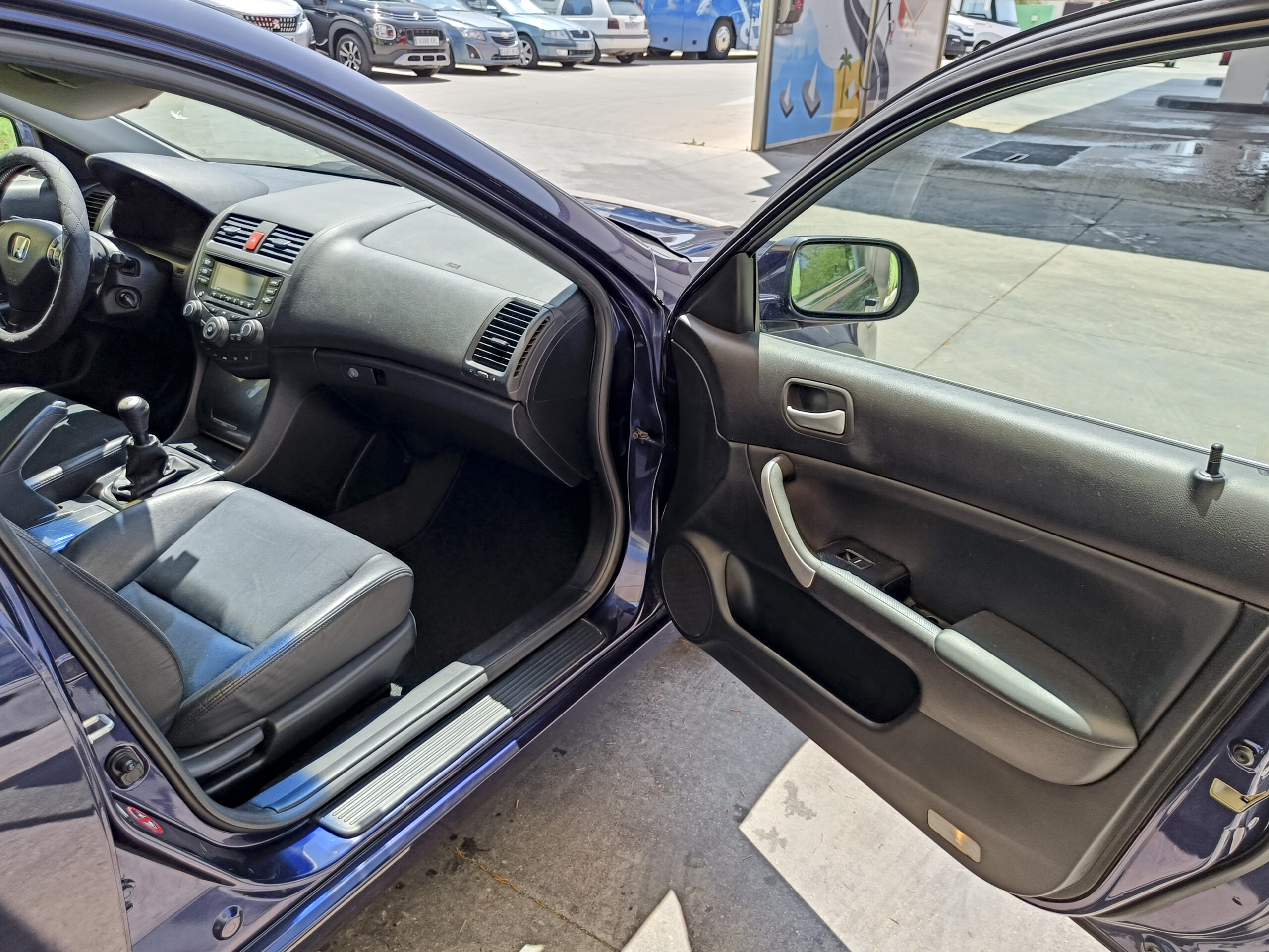 HONDA ACCORD 2.2 i-CDTi EXECUTIVE _ 140 cv _ 2004 _ 259.000 kms _ Diesel _ desde 86€/mes