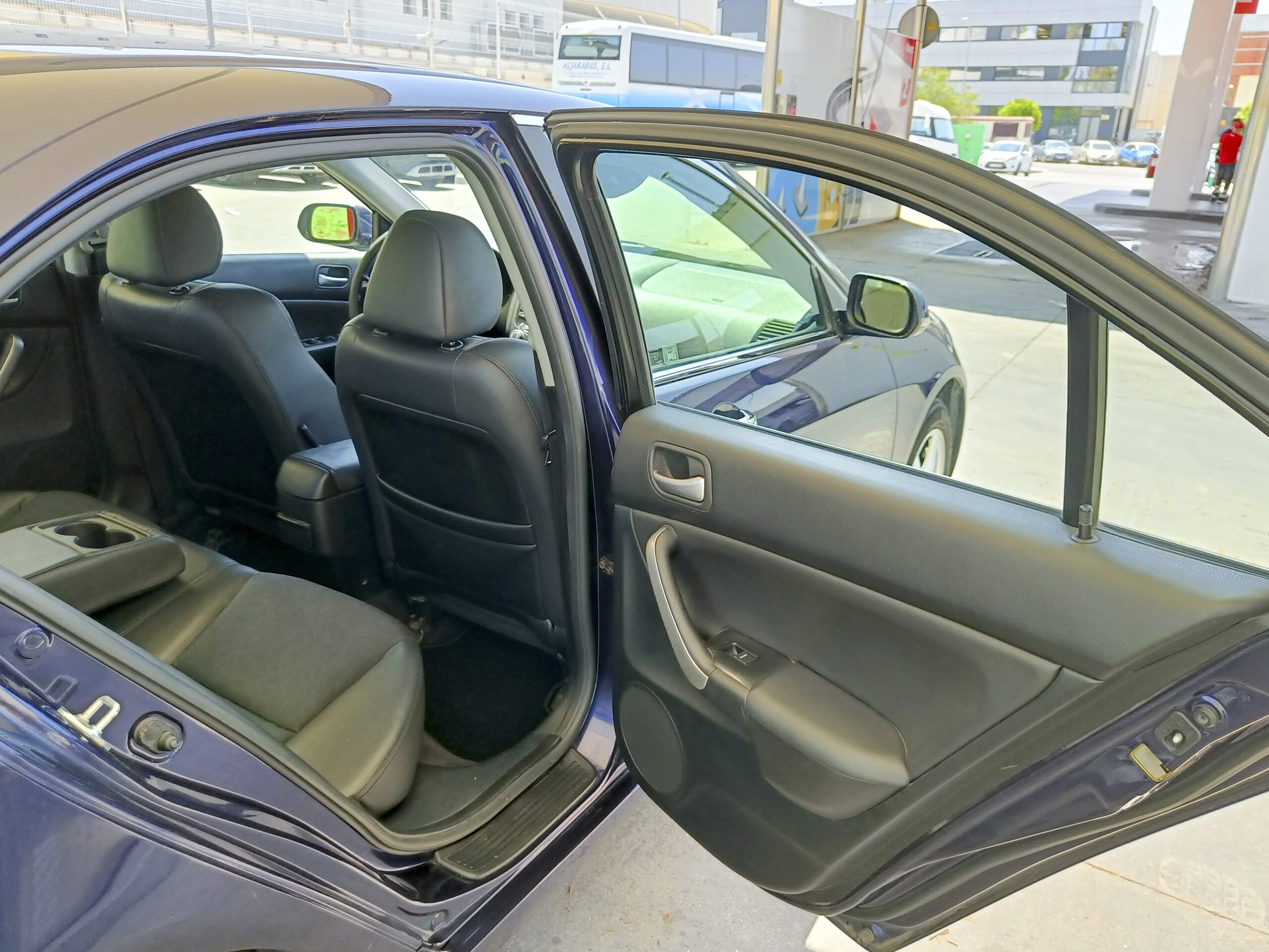 HONDA ACCORD 2.2 i-CDTi EXECUTIVE _ 140 cv _ 2004 _ 259.000 kms _ Diesel _ desde 86€/mes