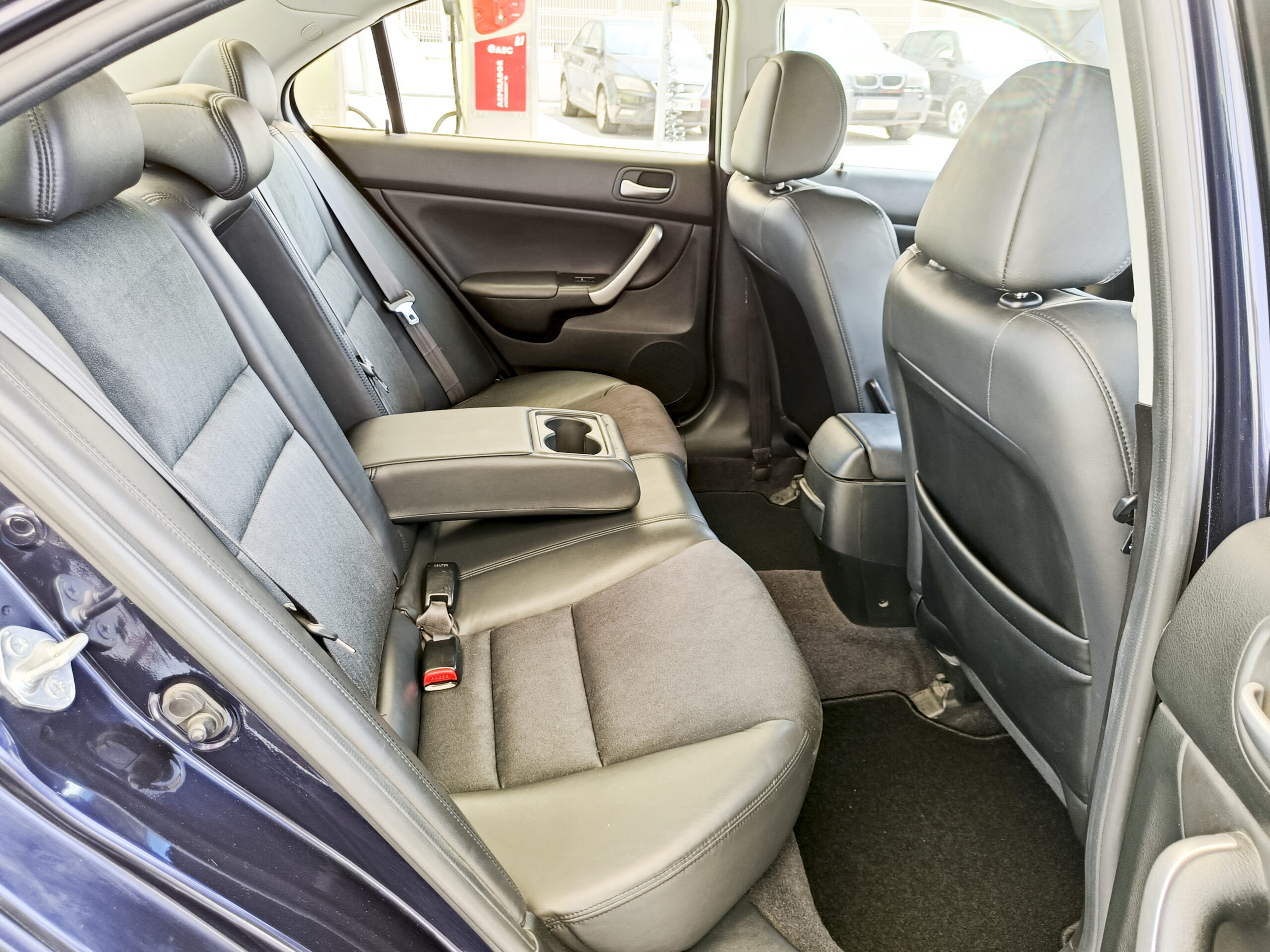 HONDA ACCORD 2.2 i-CDTi EXECUTIVE _ 140 cv _ 2004 _ 259.000 kms _ Diesel _ desde 86€/mes