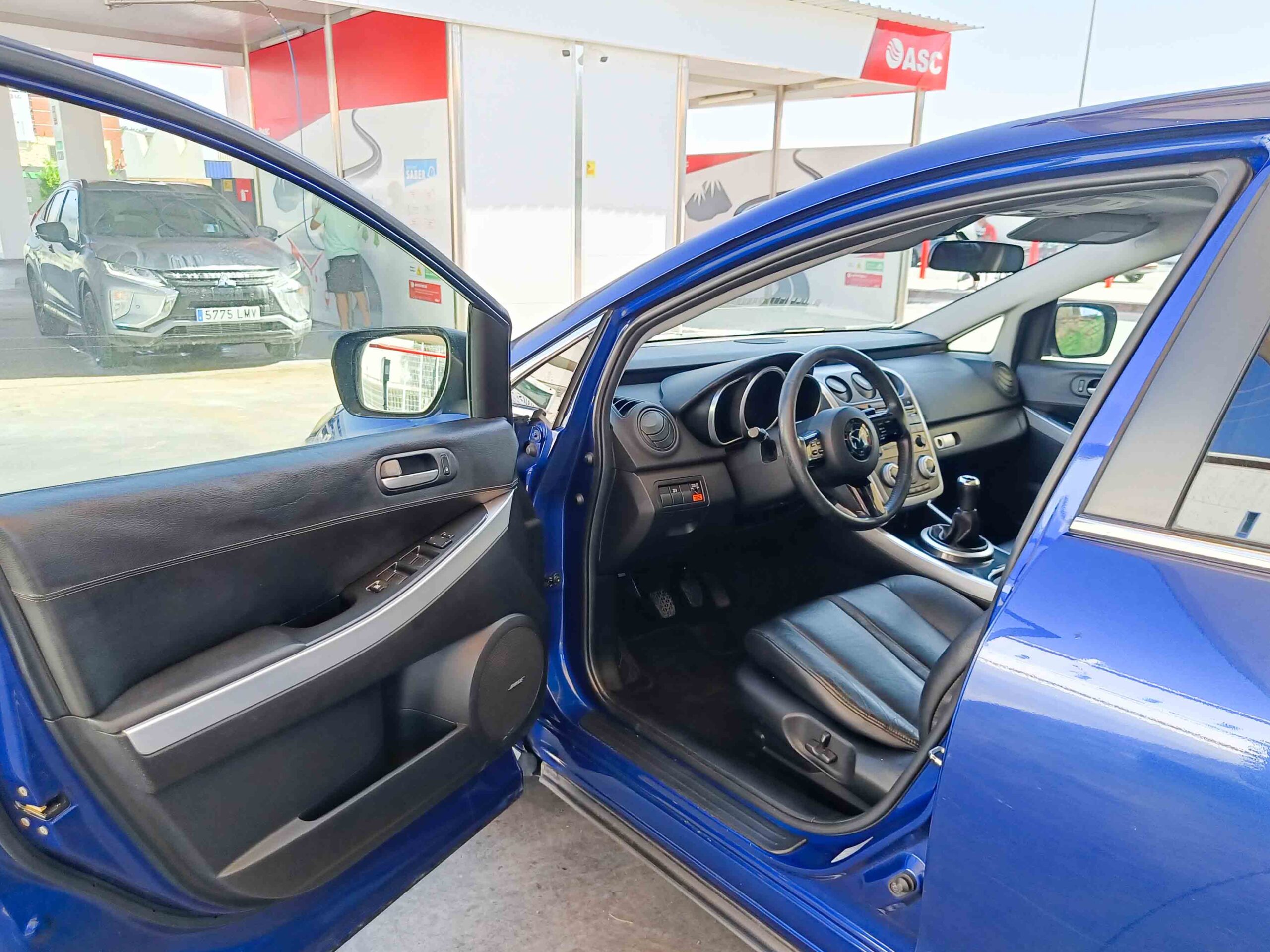 MAZDA CX-7 2.3 _ 260 CV _ 2010 _ 114.900 KMS _ Gasolina _ Desde 170€/mes _ Hasta 500€ descuento _ PRECIO AL CONTADO 9.990€