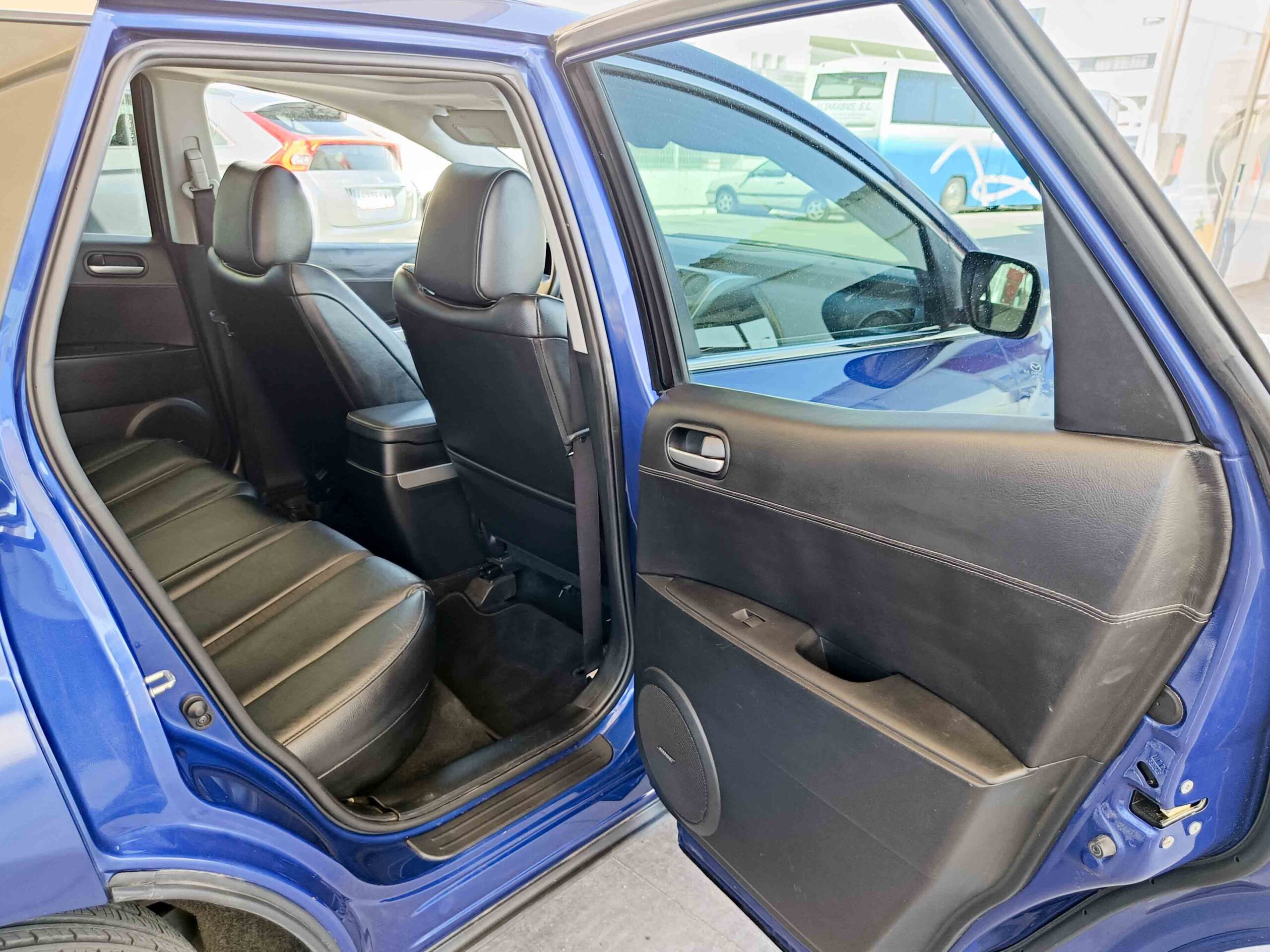 MAZDA CX-7 2.3 _ 260 CV _ 2010 _ 114.900 KMS _ Gasolina _ Desde 170€/mes _ Hasta 500€ descuento _ PRECIO AL CONTADO 9.990€