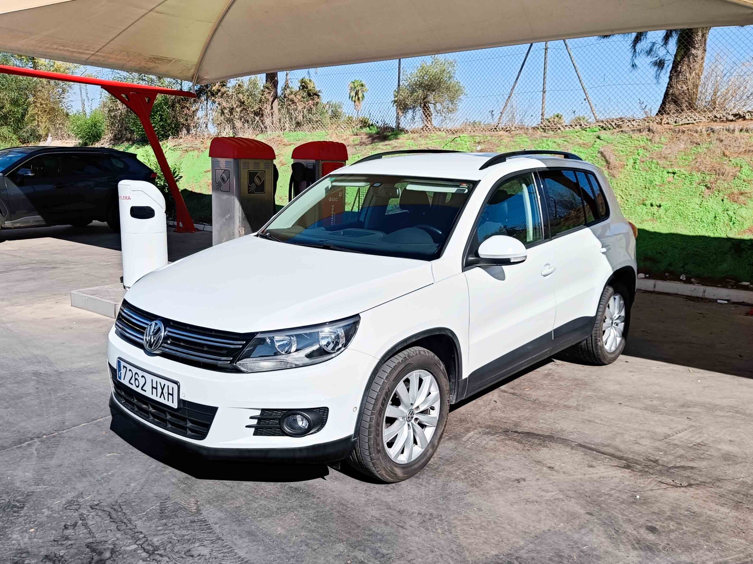VOLKSWAGEN TIGUAN 2.0 TDI _ 140 CV _ 2014 _ 239.000 KMS _ DIESEL _ desde 170€/mes _ PRECIO AL CONTADO 11.990€ PRECIO FINANCIADO 11.490€