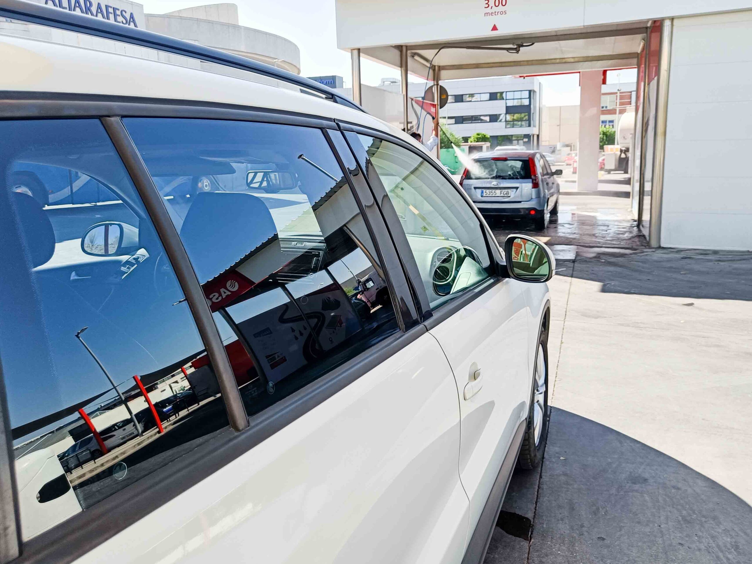 VOLKSWAGEN TIGUAN 2.0 TDI _ 140 CV _ 2014 _ 239.000 KMS _ DIESEL _ desde 170€/mes _ PRECIO AL CONTADO 11.990€ PRECIO FINANCIADO 11.490€