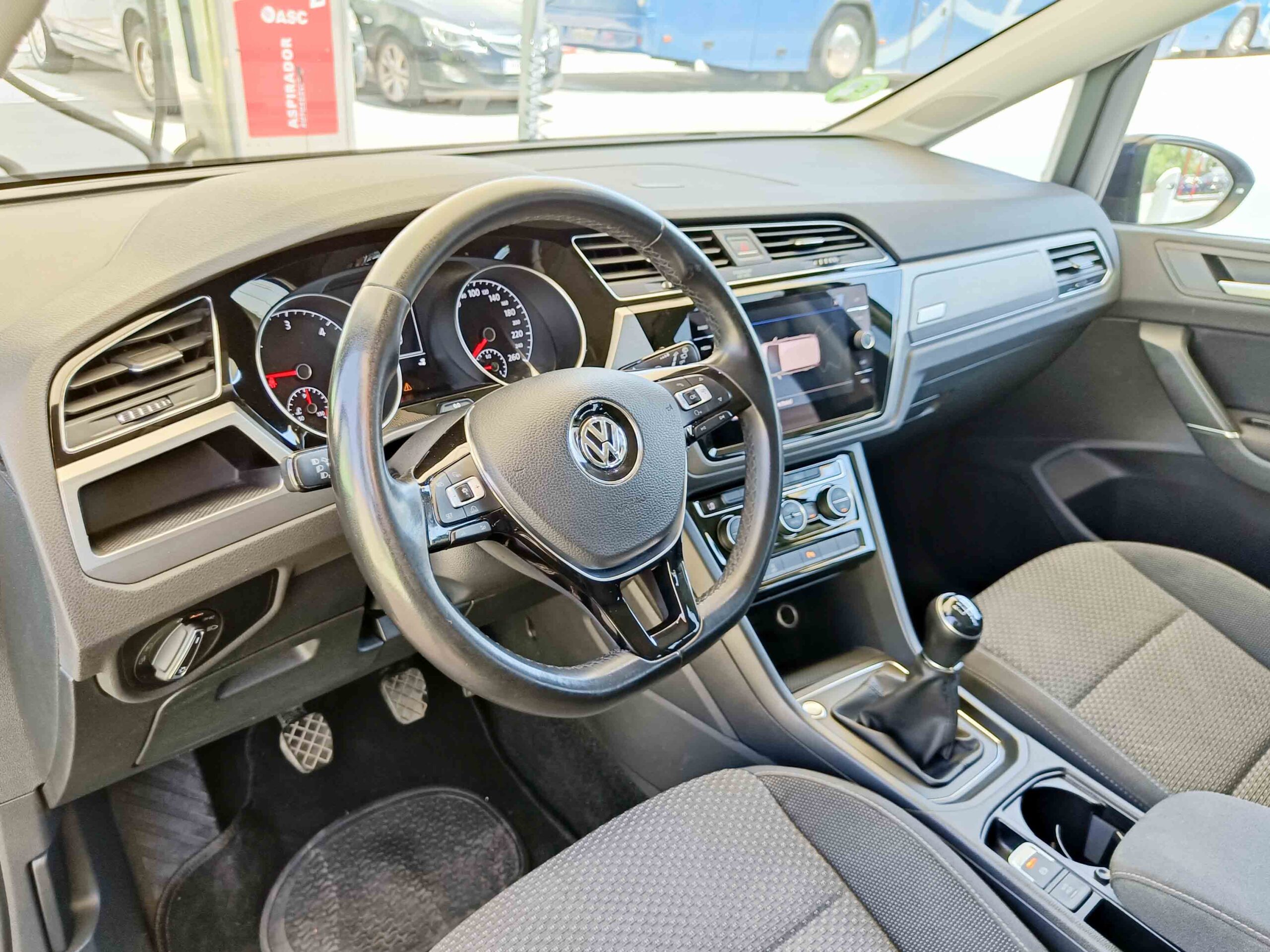 VOLKSWAGEN TOURAN 1.6 TDI Bluemotion _ 115 CV _ 2018 _ 182.000 kms