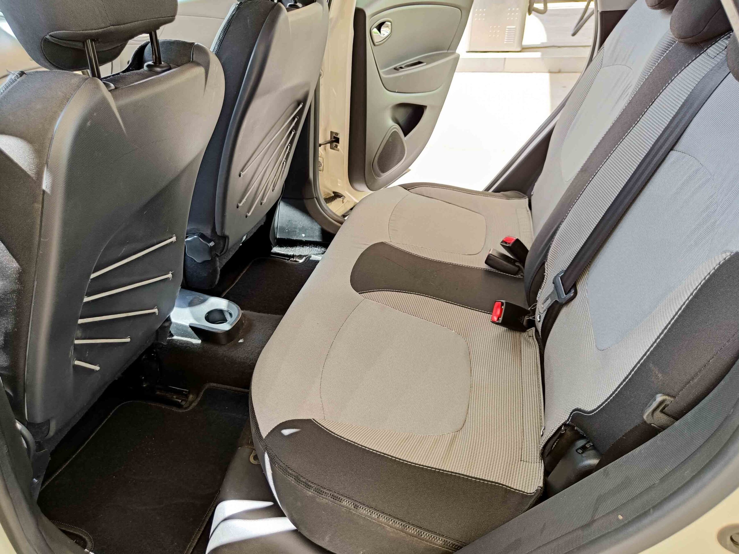 RENAULT CAPTUR 1.5 DCi ENERGY ECO2 ZEN 90 _ 90cv _ 2014 _ 155.000 kms