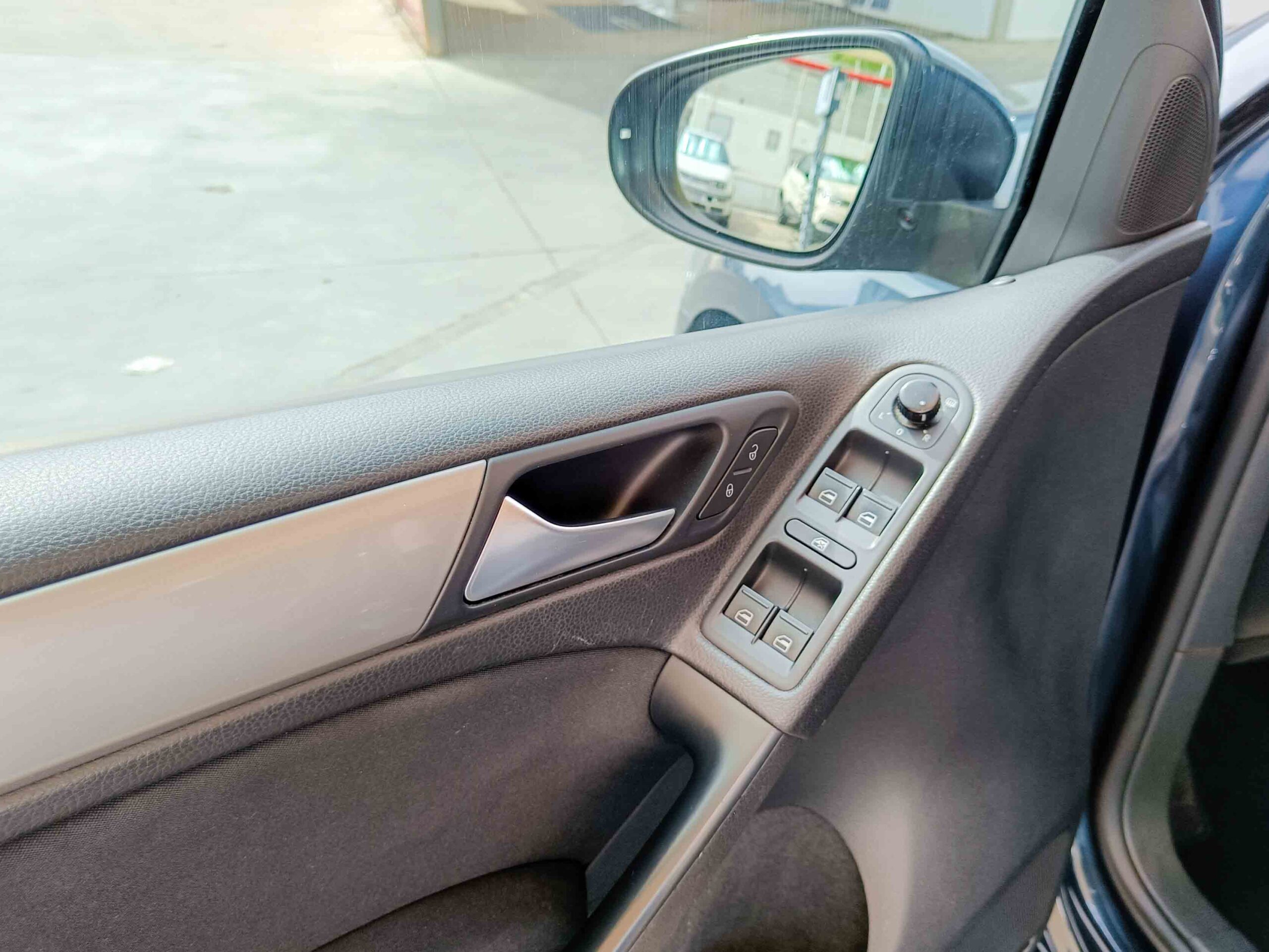 VOLKSWAGEN GOLF VI 1.6 TDi CR BLUEMOTION LAST ED. _ 105cv _ 2012 _ 135.000 kms _ Diesel