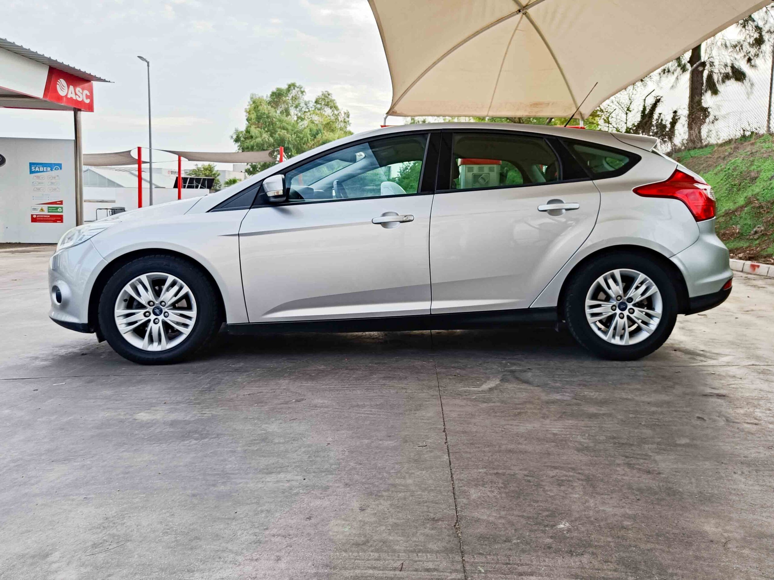 FORD FOCUS 1.6 TDCi TREND _ 115cv _ 2011 _ 139.000 kms _ PRECIO AL CONTADO 7.500€ _ PRECIO FINANCIADO 7.500€