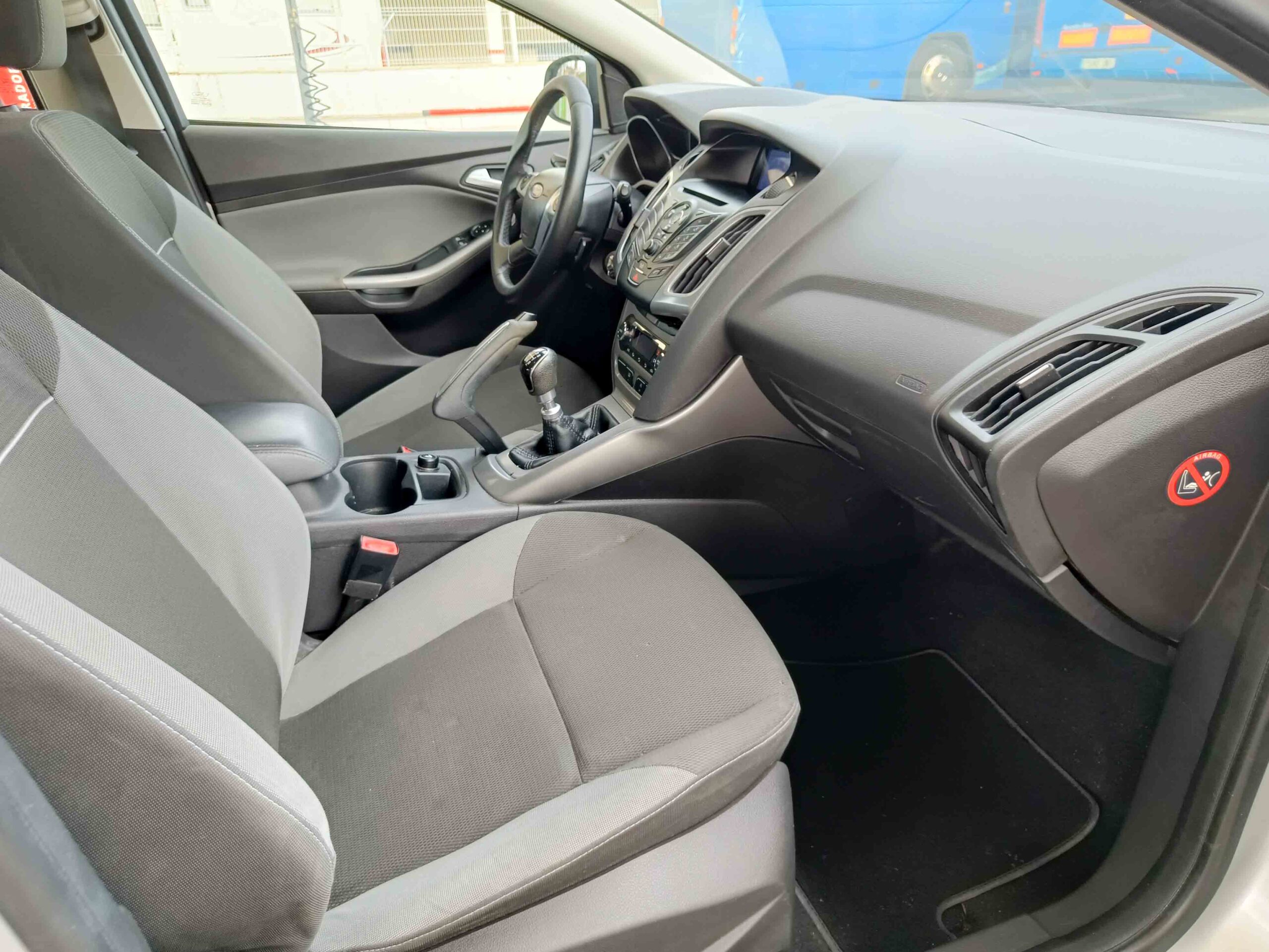 FORD FOCUS 1.6 TDCi TREND _ 115cv _ 2011 _ 139.000 kms _ PRECIO AL CONTADO 7.500€ _ PRECIO FINANCIADO 7.500€
