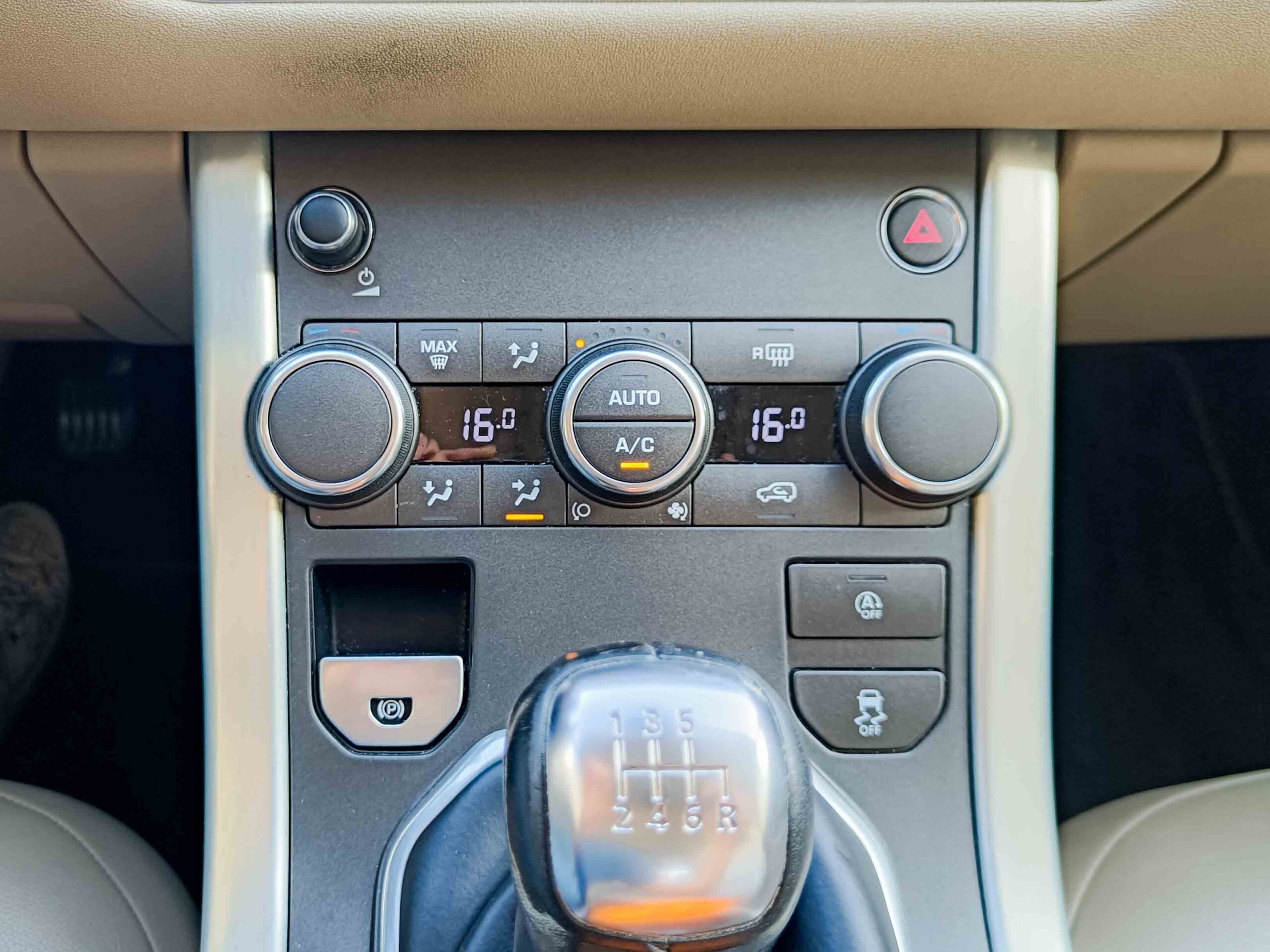 LAND-ROVER Range Rover Evoque 2.0 eD4 2WD DYNAMIC _ 150 cv _ 2019 _ 85.000 kms _ Diesel