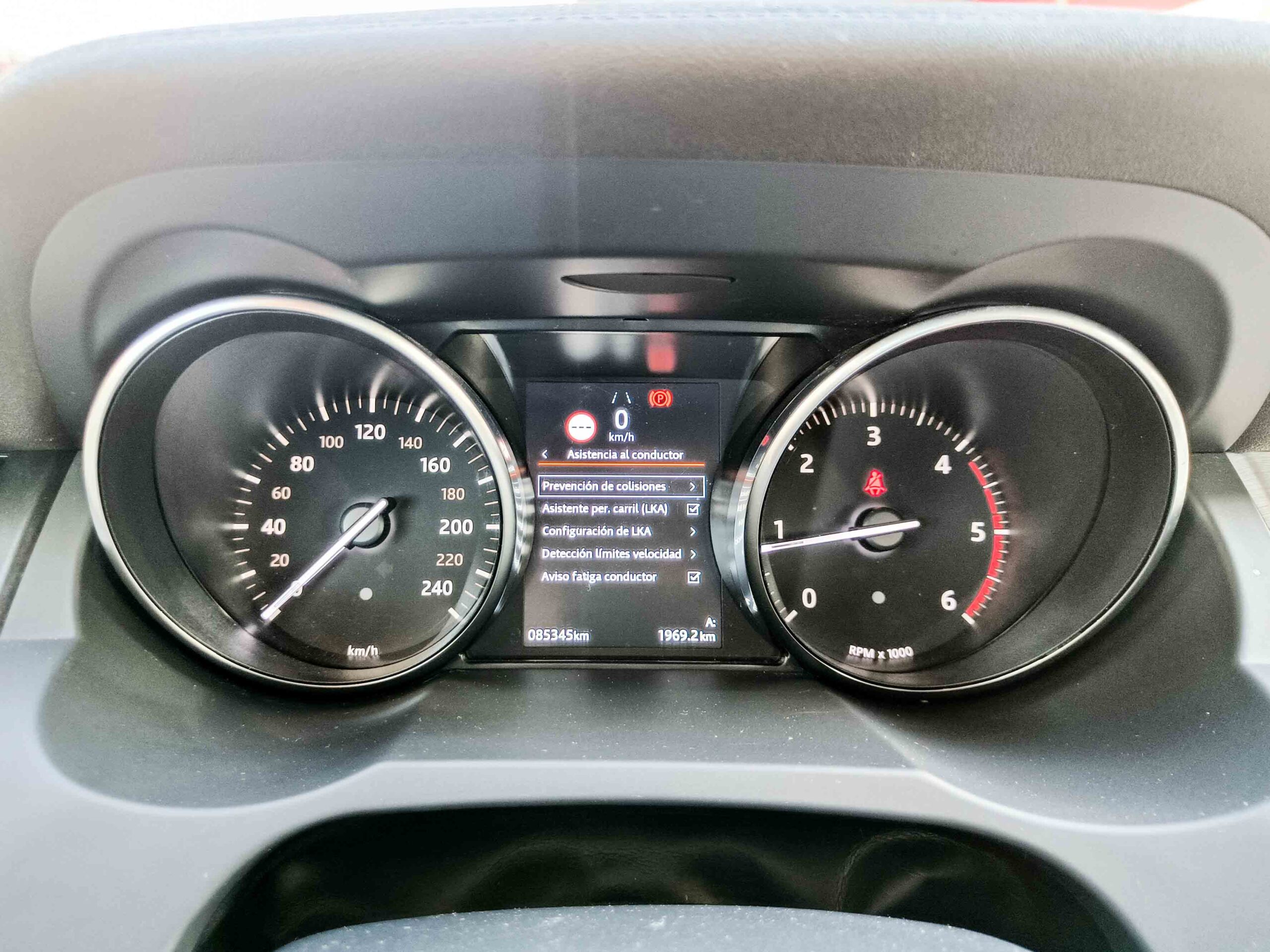 LAND-ROVER Range Rover Evoque 2.0 eD4 2WD DYNAMIC _ 150 cv _ 2019 _ 85.000 kms _ Diesel