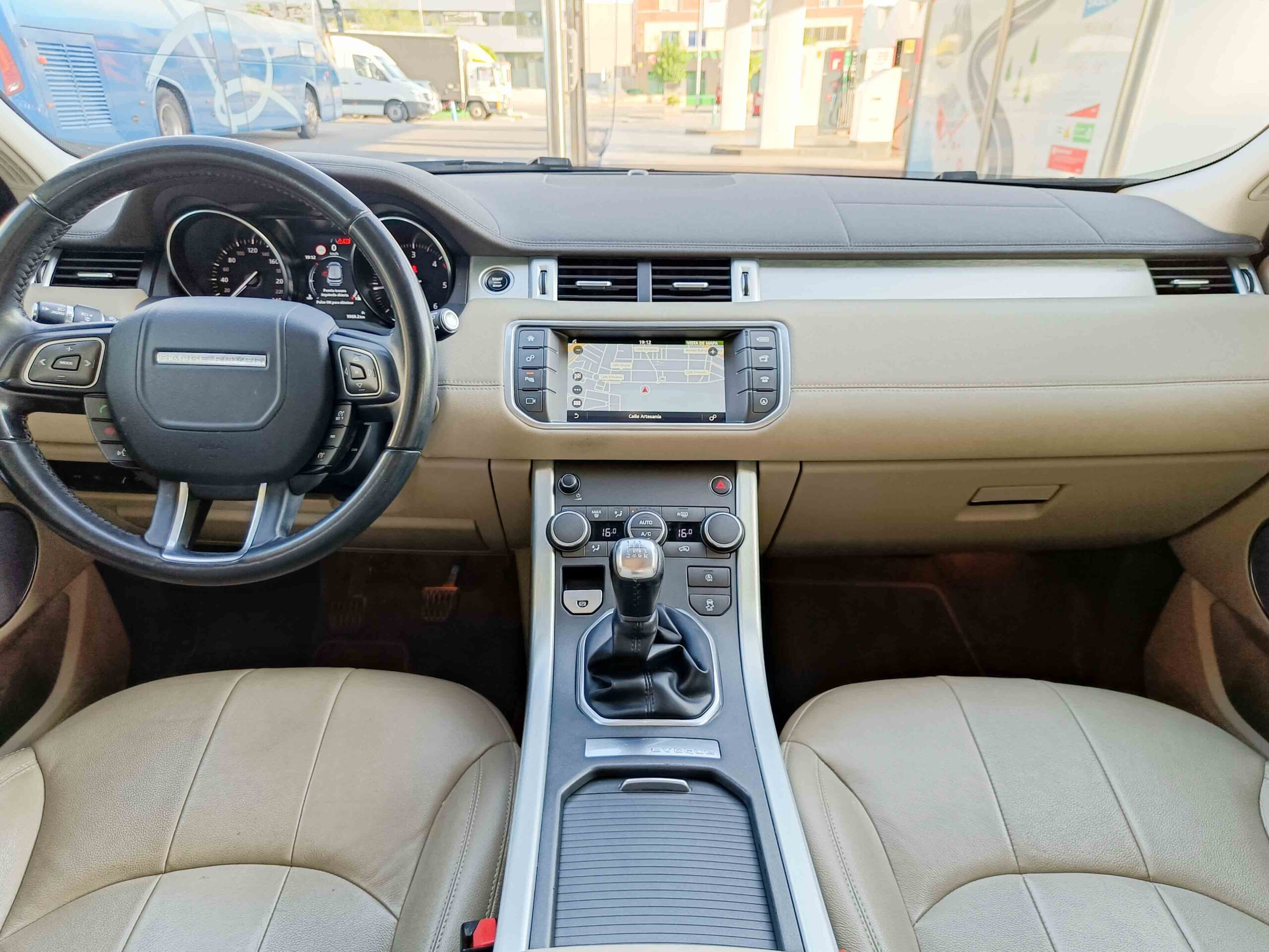 LAND-ROVER Range Rover Evoque 2.0 eD4 2WD DYNAMIC _ 150 cv _ 2019 _ 85.000 kms _ Diesel