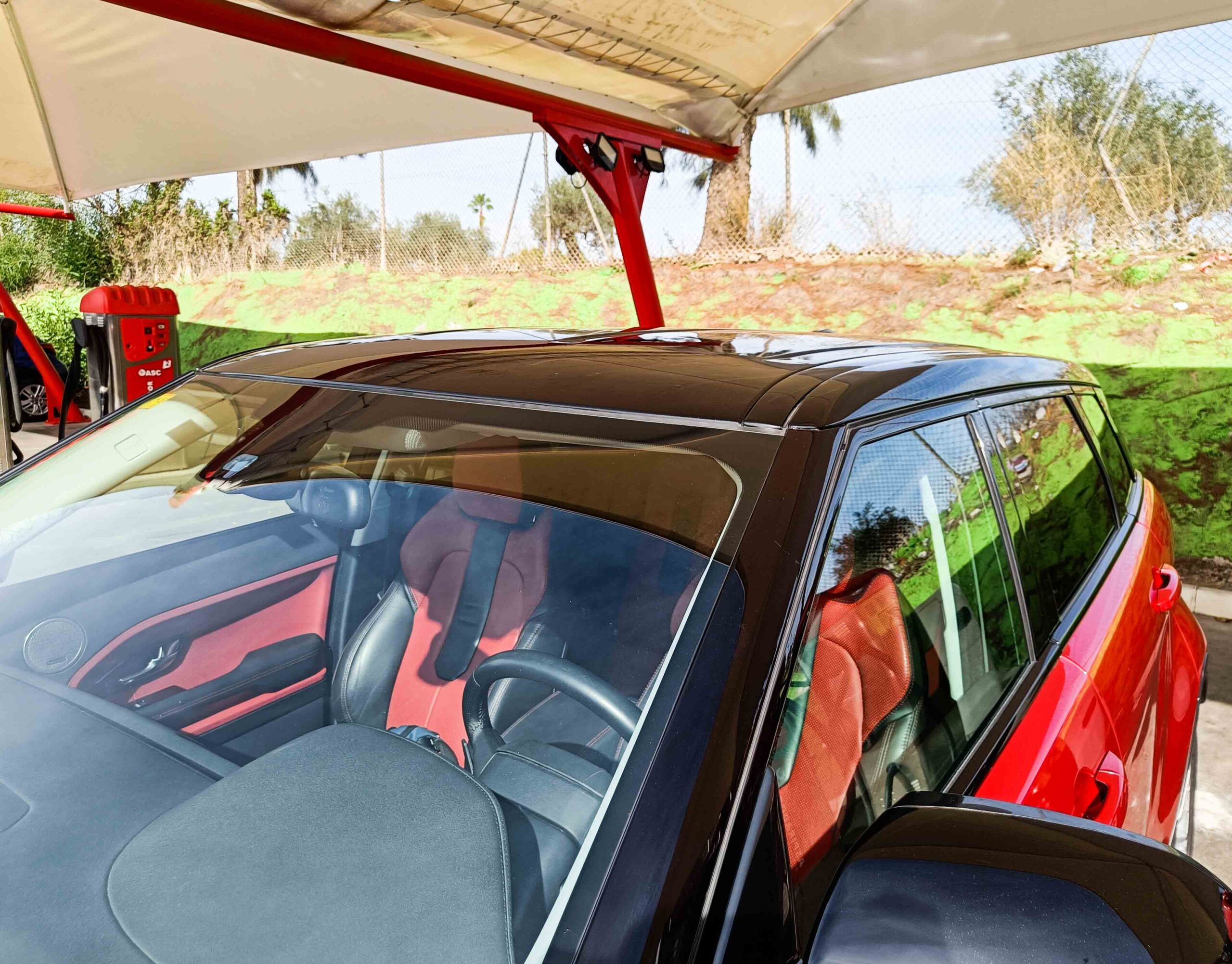 LAND-ROVER Range Rover Evoque I 2.2 TD4 PDF 4WD BVA6 AUT. _ 150 cv _ 2012 _ 23.000 kms _ PRECIO AL CONTADO: 23.990€ _ PRECIO FINANCIADO: 22.490