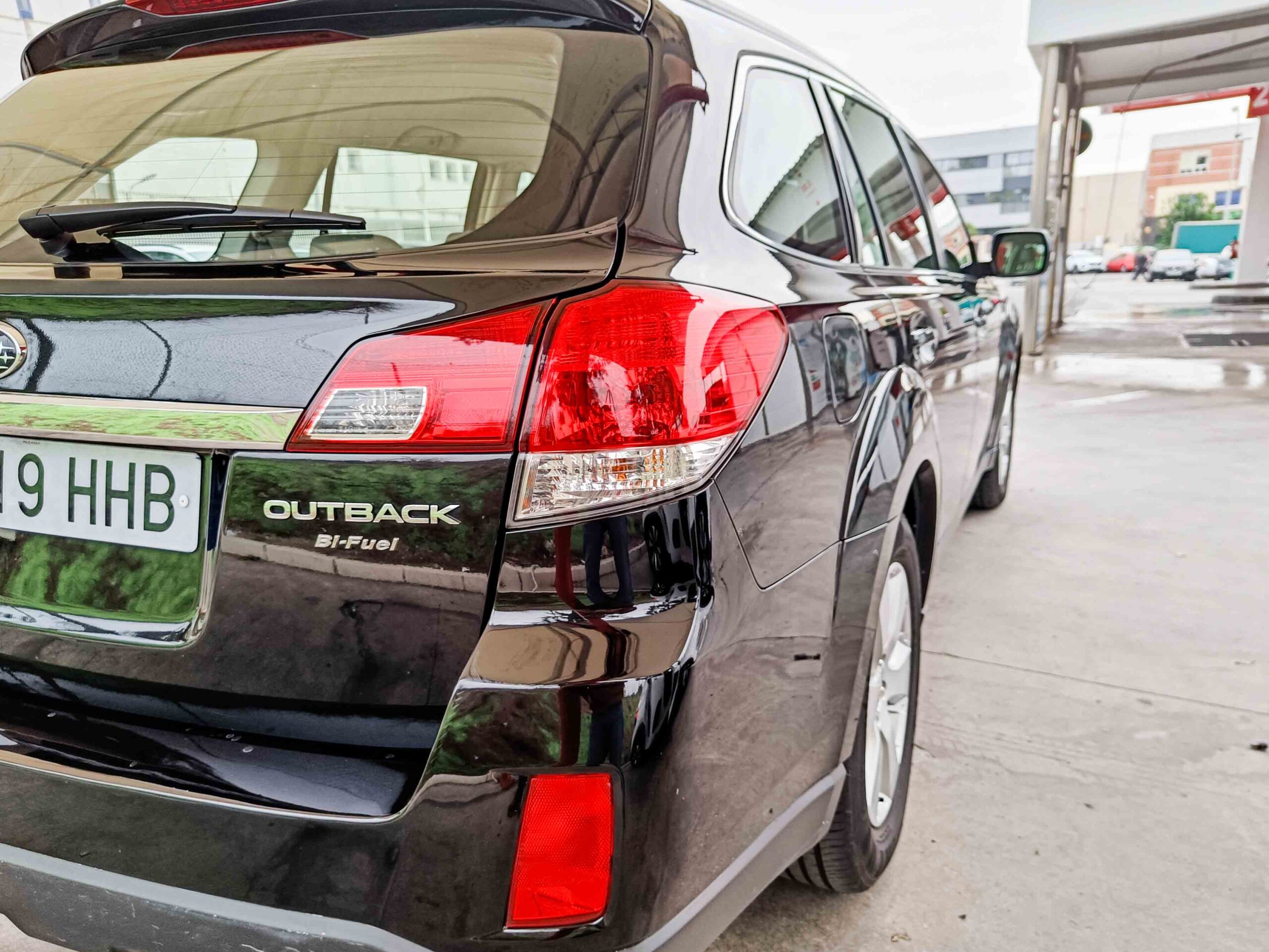 SUBARU OUTBACK 2.5i SPORT CVT LINEARTRONIC _ 167cv _ 2012 _ 96.000 kms _ Gasolina _ 4×4 _ AUT. Hasta 800€ de descuento.