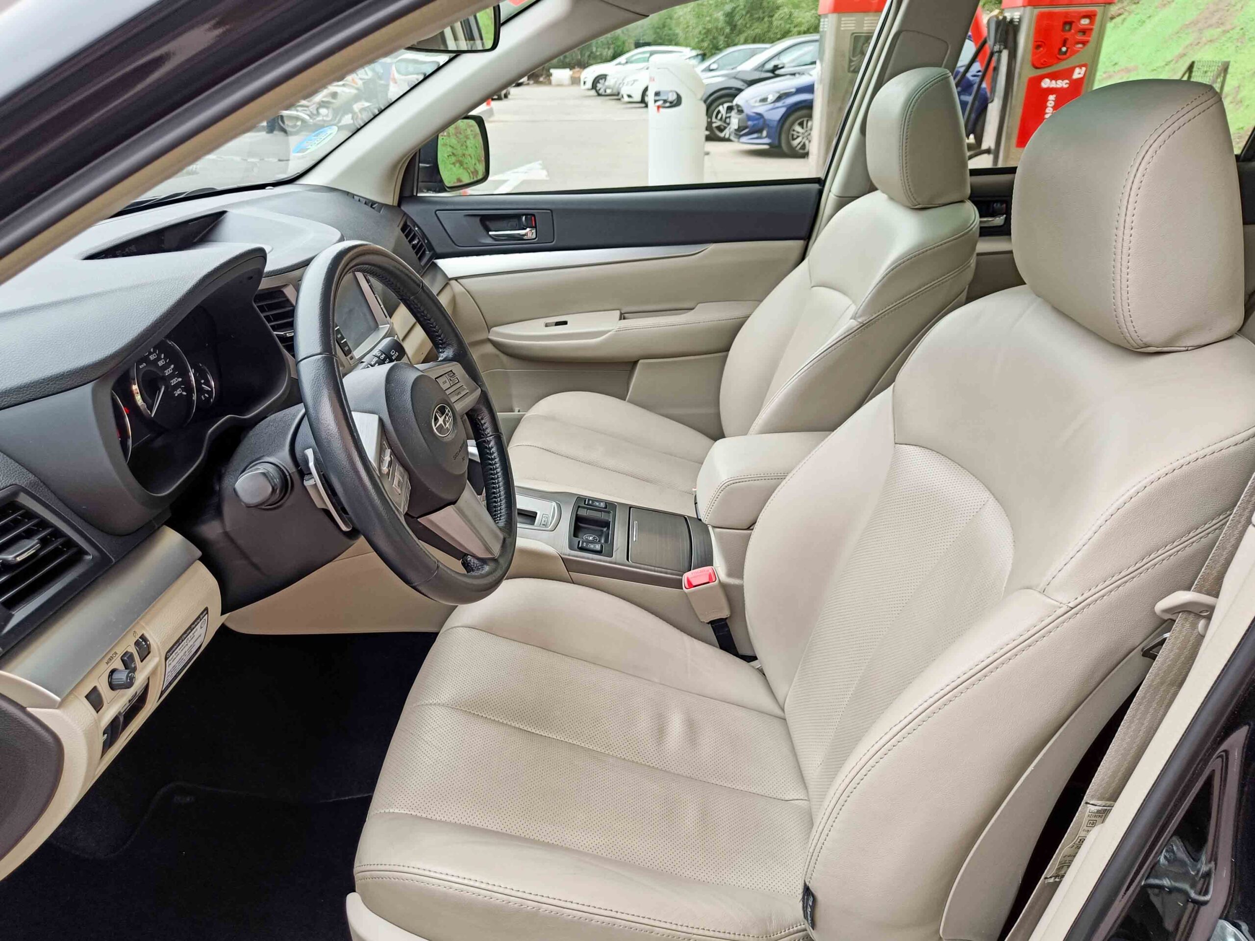 SUBARU OUTBACK 2.5i SPORT CVT LINEARTRONIC _ 167cv _ 2012 _ 96.000 kms _ Gasolina _ 4×4 _ AUT. Hasta 800€ de descuento.