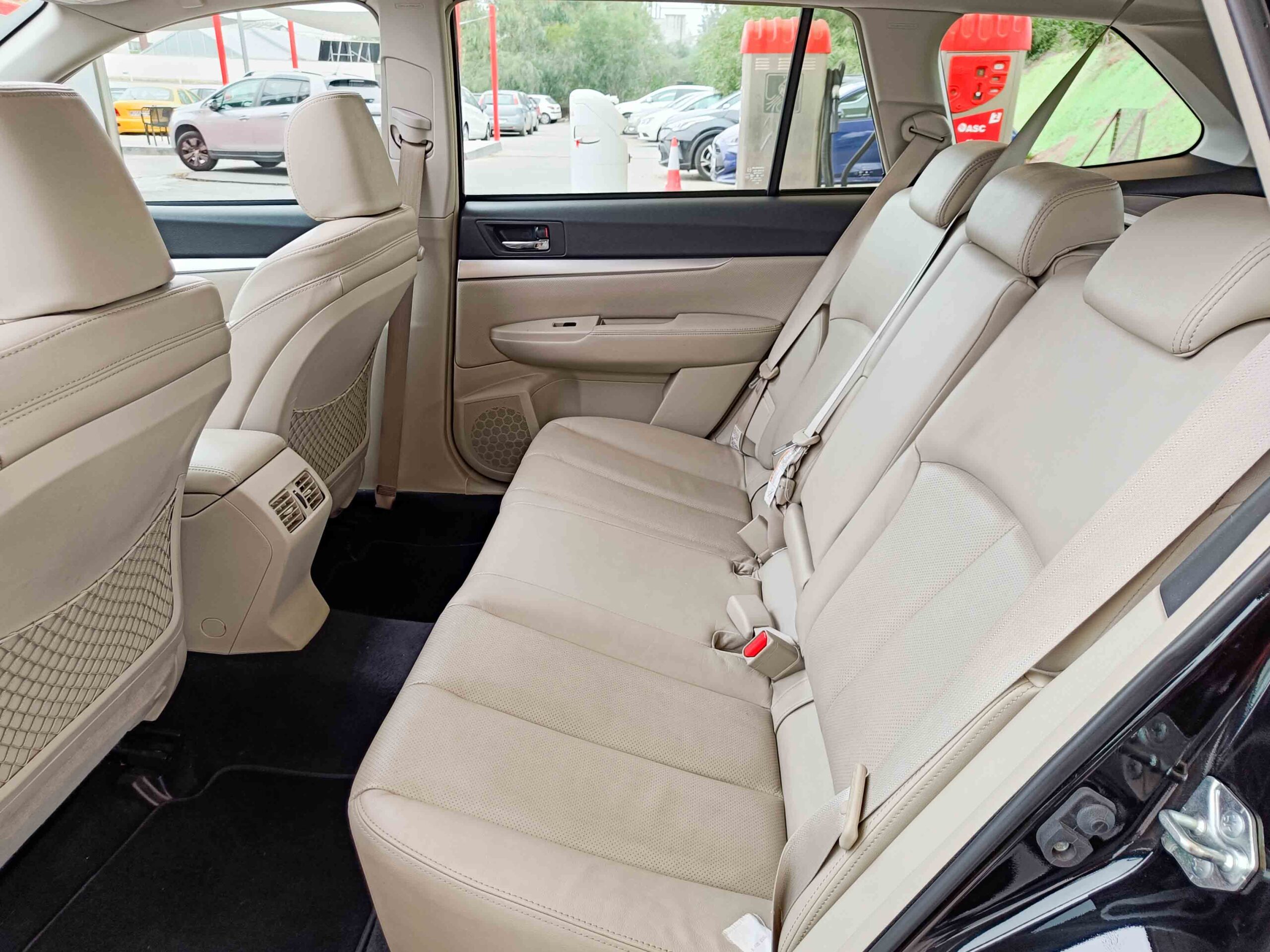 SUBARU OUTBACK 2.5i SPORT CVT LINEARTRONIC _ 167cv _ 2012 _ 96.000 kms _ Gasolina _ 4×4 _ AUT. Hasta 800€ de descuento.