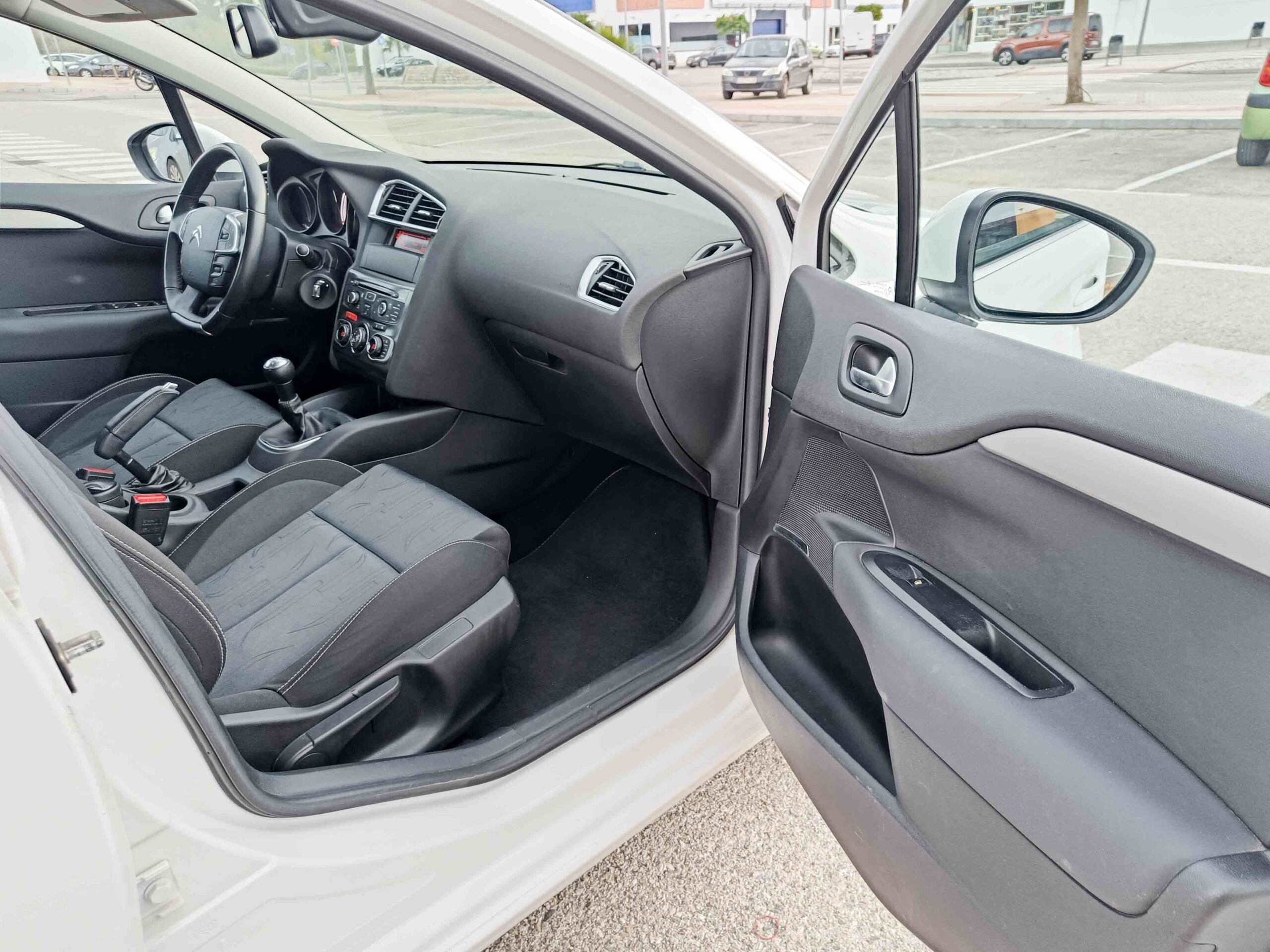 CITROEN C4 1.6 VTi SEDUCTION _ 120cv _ 2011 _ 132.000 kms _ Gasolina