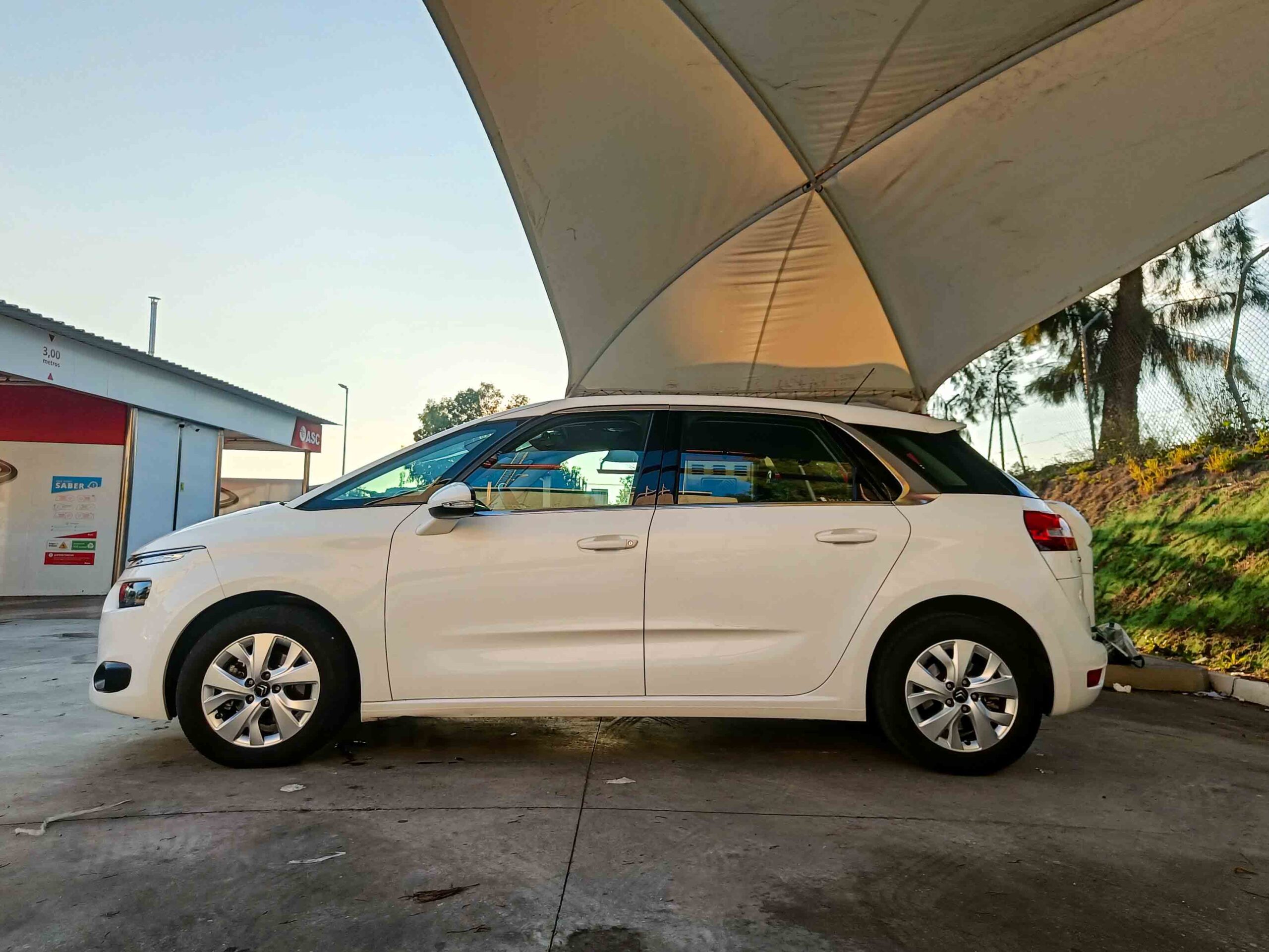 CITROEN C4 PICASSO 1.2 THP SEDUCTION _ 130cv _ 2015 _ 94.000 kms _ Gasolina _ Desde 168€/mes