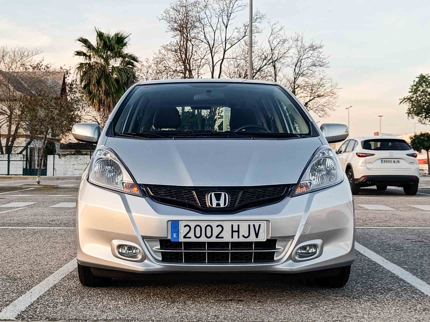 HONDA JAZZ 1.4i VTEC COMFORT CVT _ 99cv _ 2012 _ 79.000 kms _ Gasolina _ AUT. _ Hasta 500€ de descuento por financiación.