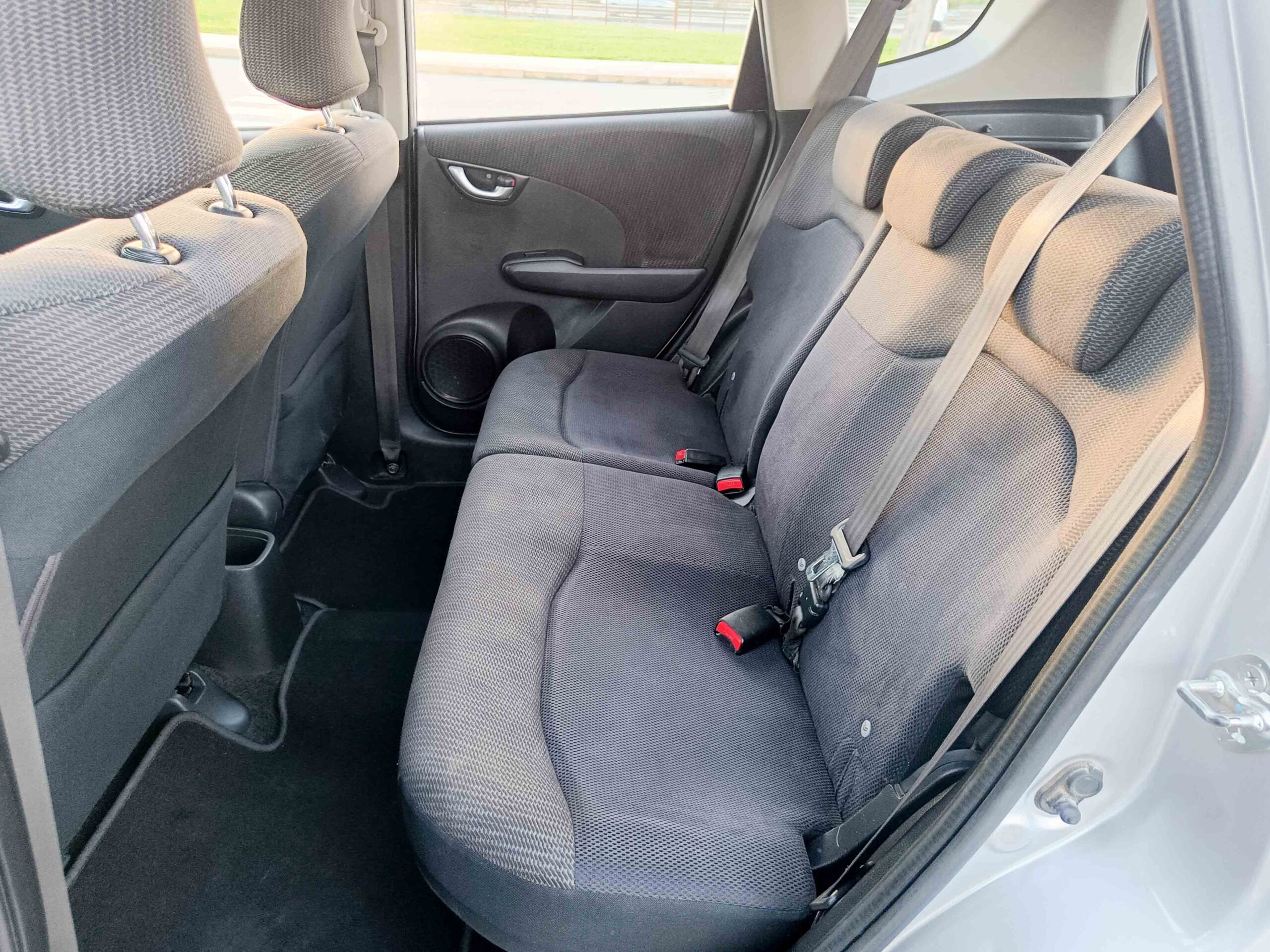 HONDA JAZZ 1.4i VTEC COMFORT CVT _ 99cv _ 2012 _ 79.000 kms _ Gasolina _ AUT. _ Hasta 500€ de descuento por financiación.