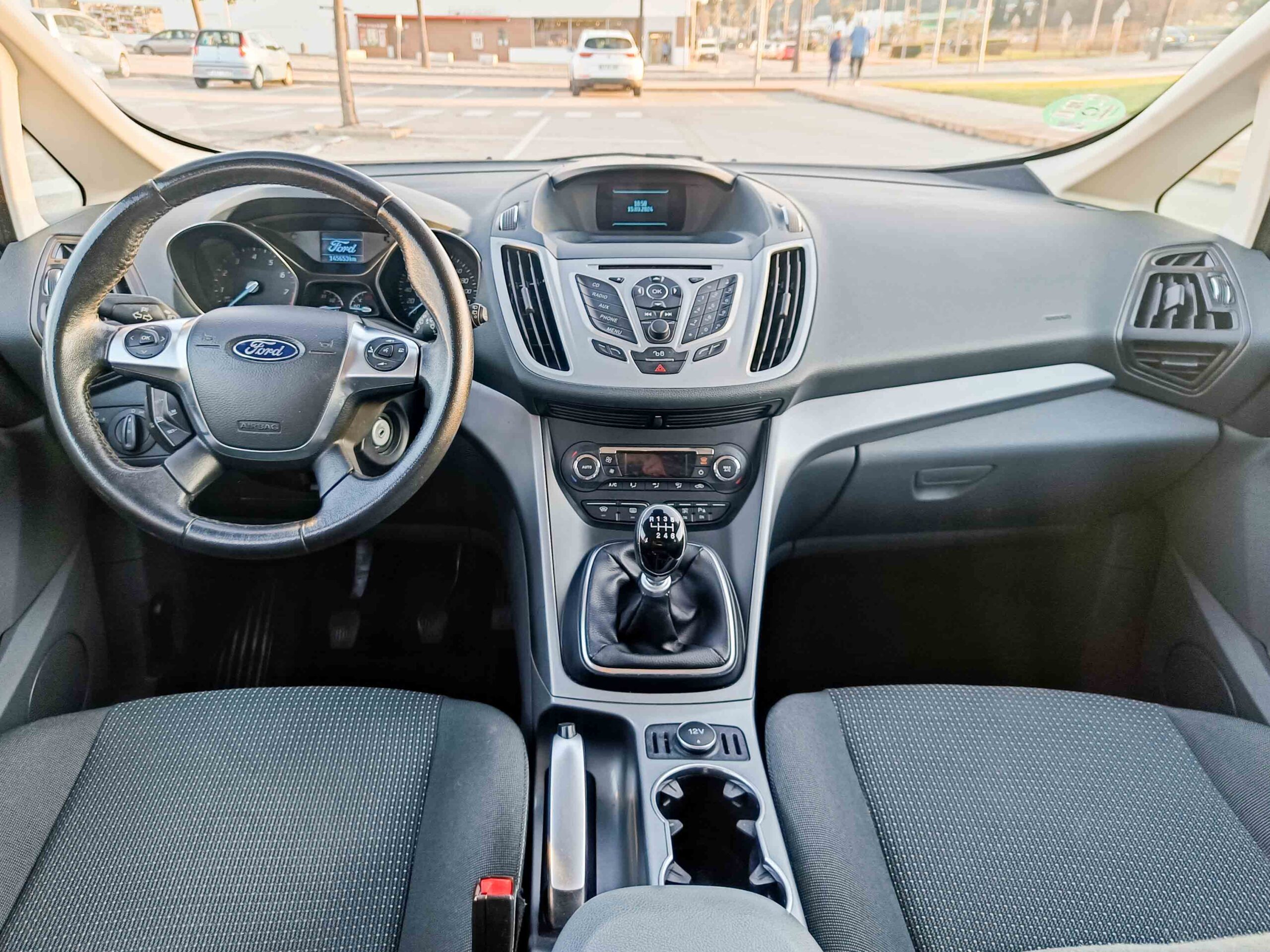 FORD GRAND C-MAX 1.0 16v ECOBOOST AUTO S&S TREND _ 125cv _ 2015 _ 143.000 kms _ Gasolina _ desde 154€/mes