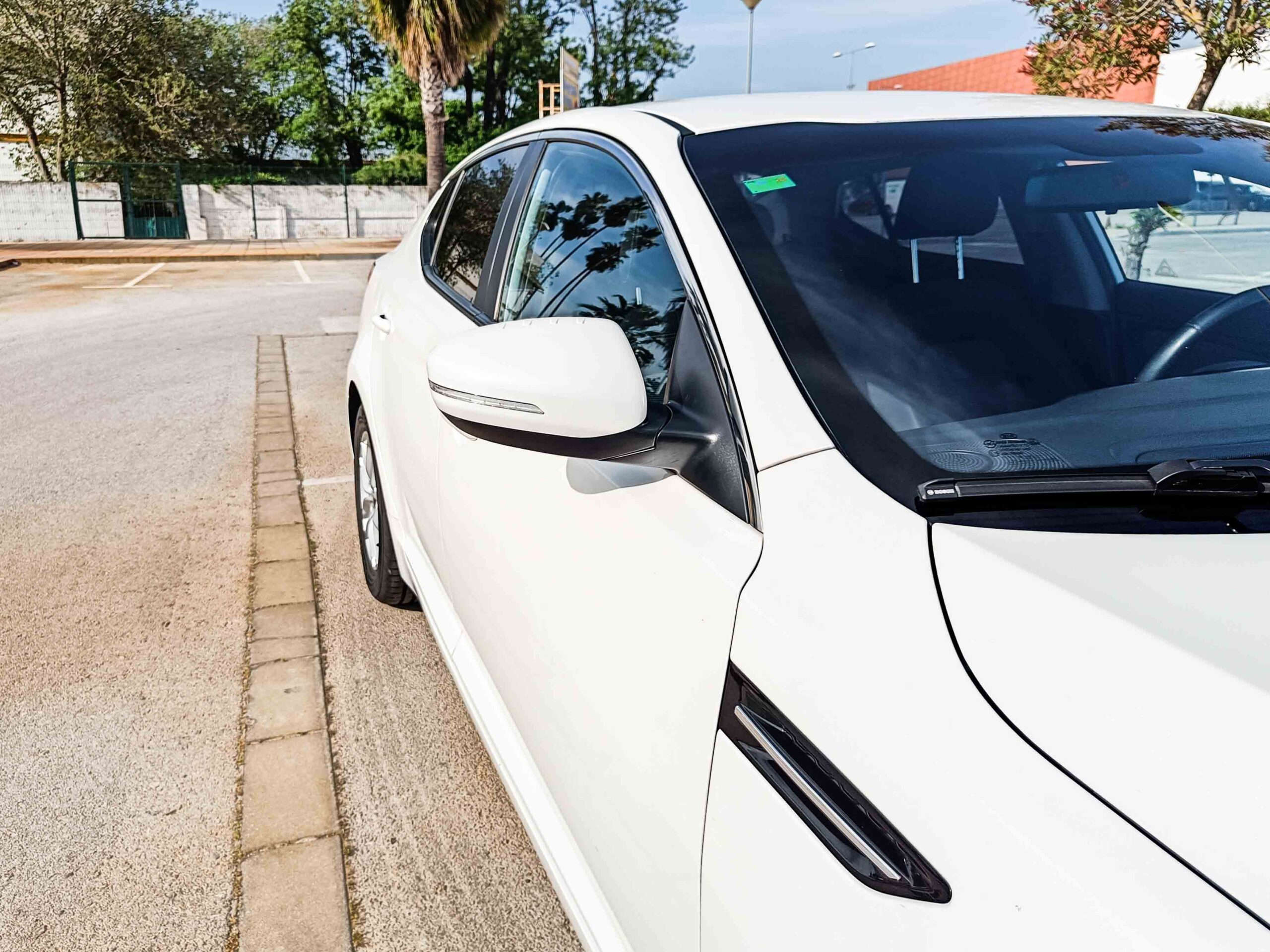 KIA OPTIMA 1.7 CRDi DRIVE _ 136 cv _ 2014 _ 147.500 kms _ Diesel _ Hasta 400€ de descuento por financiación