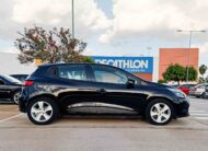 RENAULT CLIO 1.2 16V _ 73cv _ 2015 _ 111.000 kms _ Gasolina _ Desde 132€/mes _ Hasta 400€ de descuento por financiación