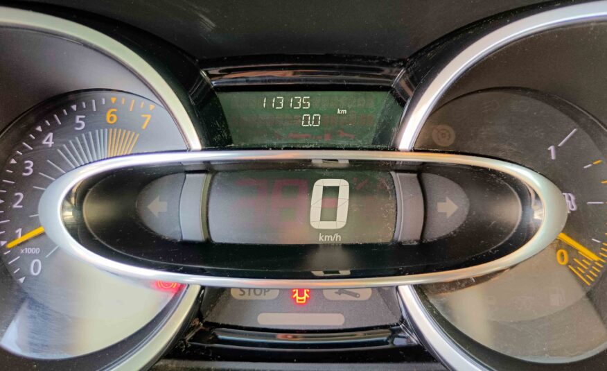 RENAULT CLIO 1.2 16V _ 73cv _ 2015 _ 111.000 kms _ Gasolina _ Desde 132€/mes _ Hasta 400€ de descuento por financiación