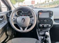 RENAULT CLIO 1.2 16V _ 73cv _ 2015 _ 111.000 kms _ Gasolina _ Desde 132€/mes _ Hasta 400€ de descuento por financiación