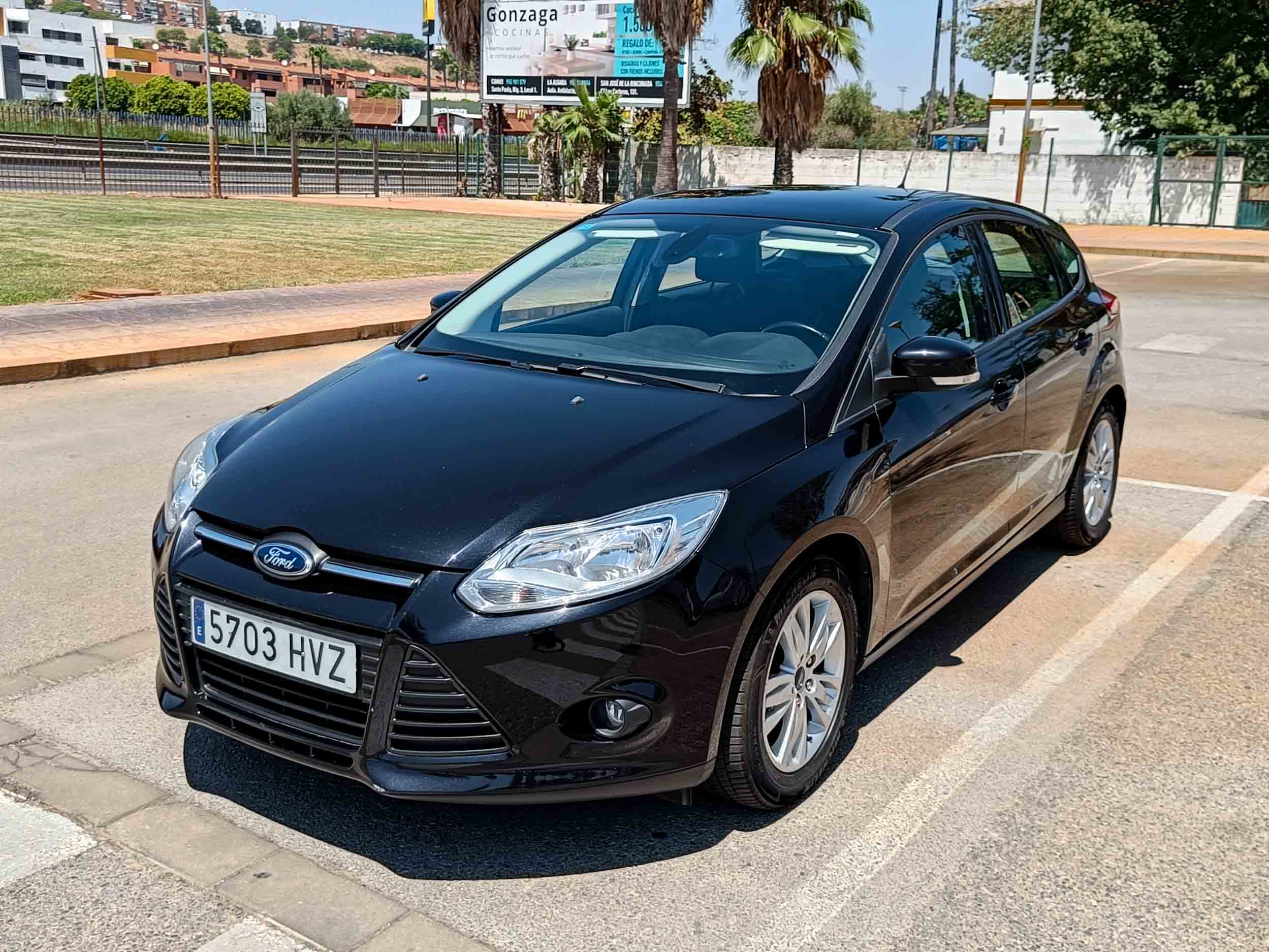 FORD FOCUS 1.6 TI-VCT Trend _ 125cv _ 2014 _ 52.000 kms _ Gasolina _ AUTOMÁTICO _ desde 130 €/mes