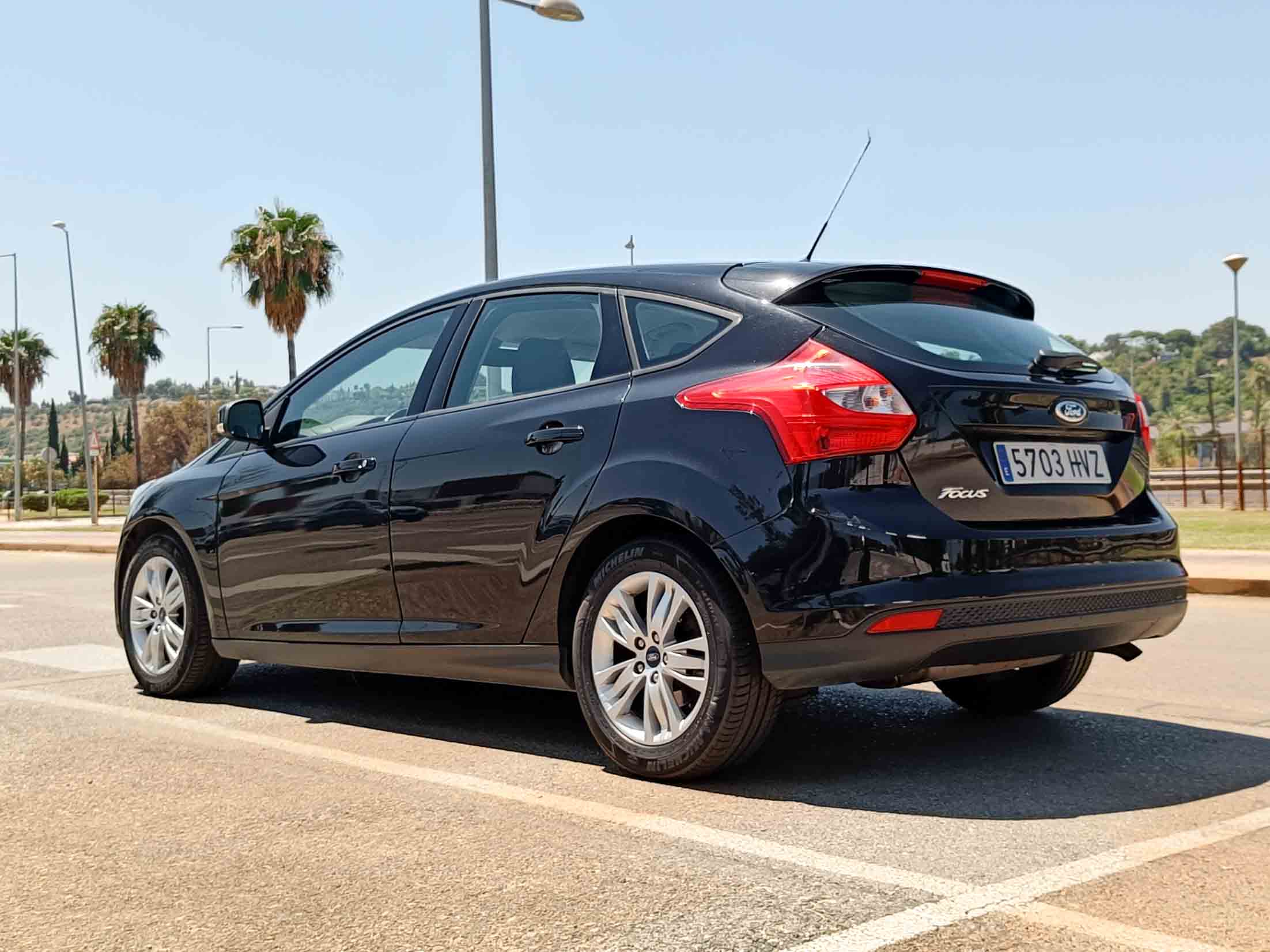 FORD FOCUS 1.6 TI-VCT Trend _ 125cv _ 2014 _ 52.000 kms _ Gasolina _ AUTOMÁTICO _ desde 130 €/mes