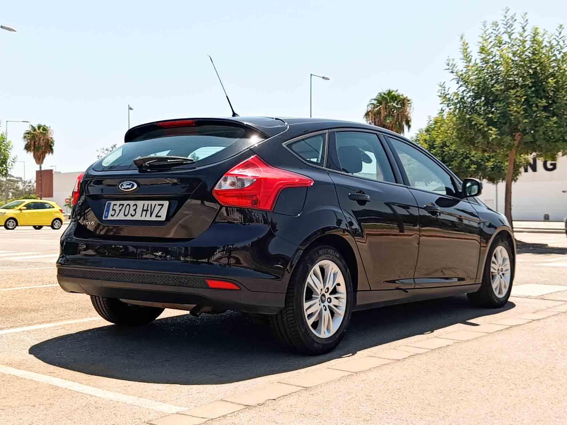 FORD FOCUS 1.6 TI-VCT Trend _ 125cv _ 2014 _ 52.000 kms _ Gasolina _ AUTOMÁTICO _ desde 130 €/mes