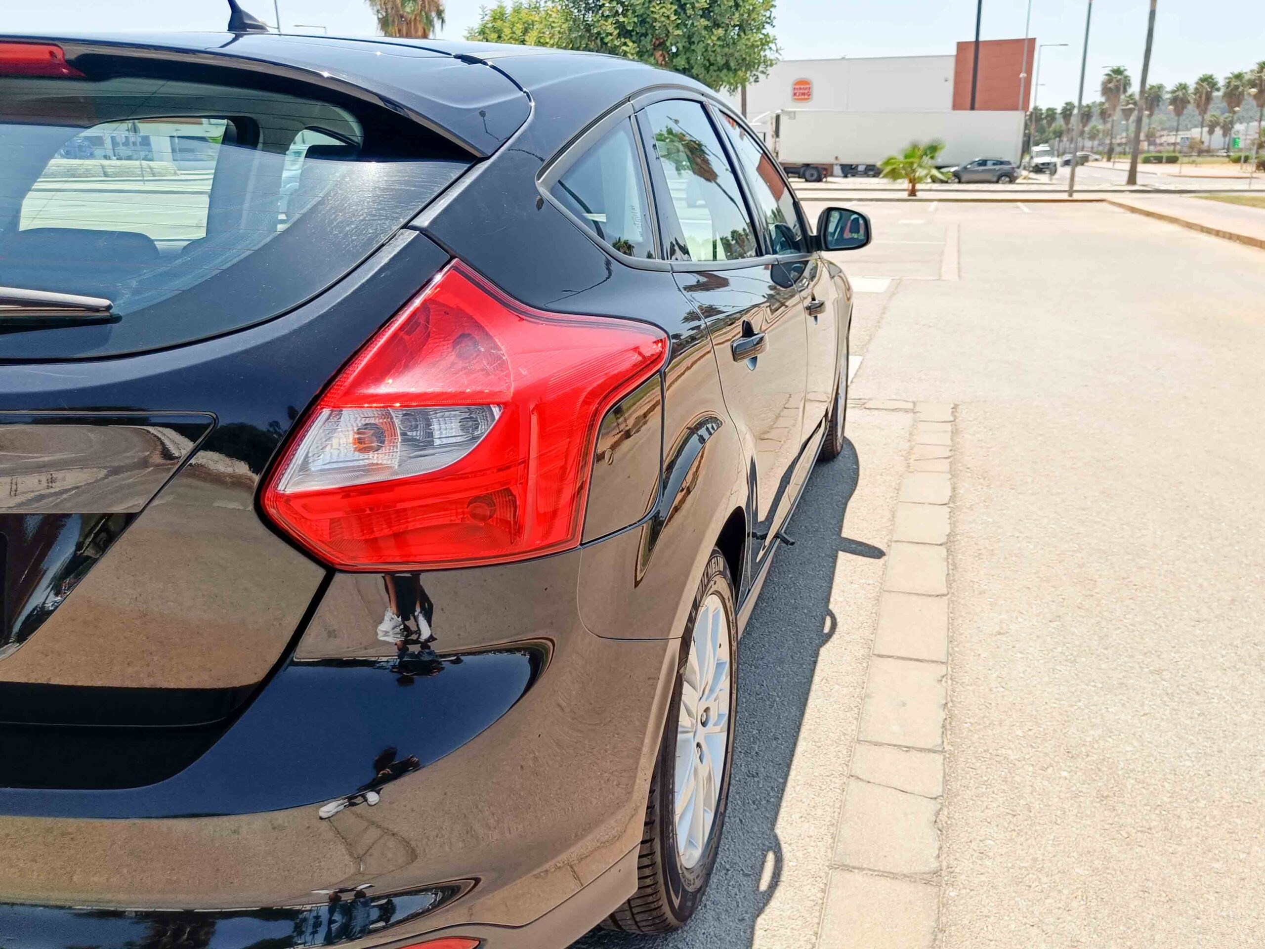 FORD FOCUS 1.6 TI-VCT Trend _ 125cv _ 2014 _ 52.000 kms _ Gasolina _ AUTOMÁTICO _ desde 130 €/mes