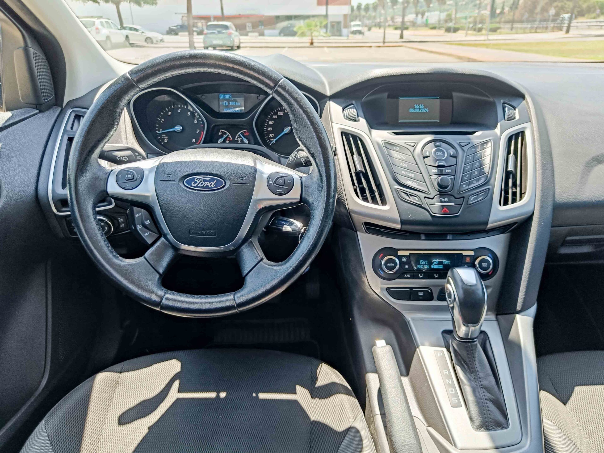 FORD FOCUS 1.6 TI-VCT Trend _ 125cv _ 2014 _ 52.000 kms _ Gasolina _ AUTOMÁTICO _ desde 130 €/mes
