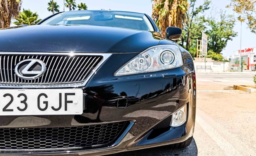 LEXUS IS 220D SPORT _ 177 cv _ 2008 _ 139.000 kms _ Diesel _ Hasta 500€ de descuento por financiación _ Desde 152€/mes